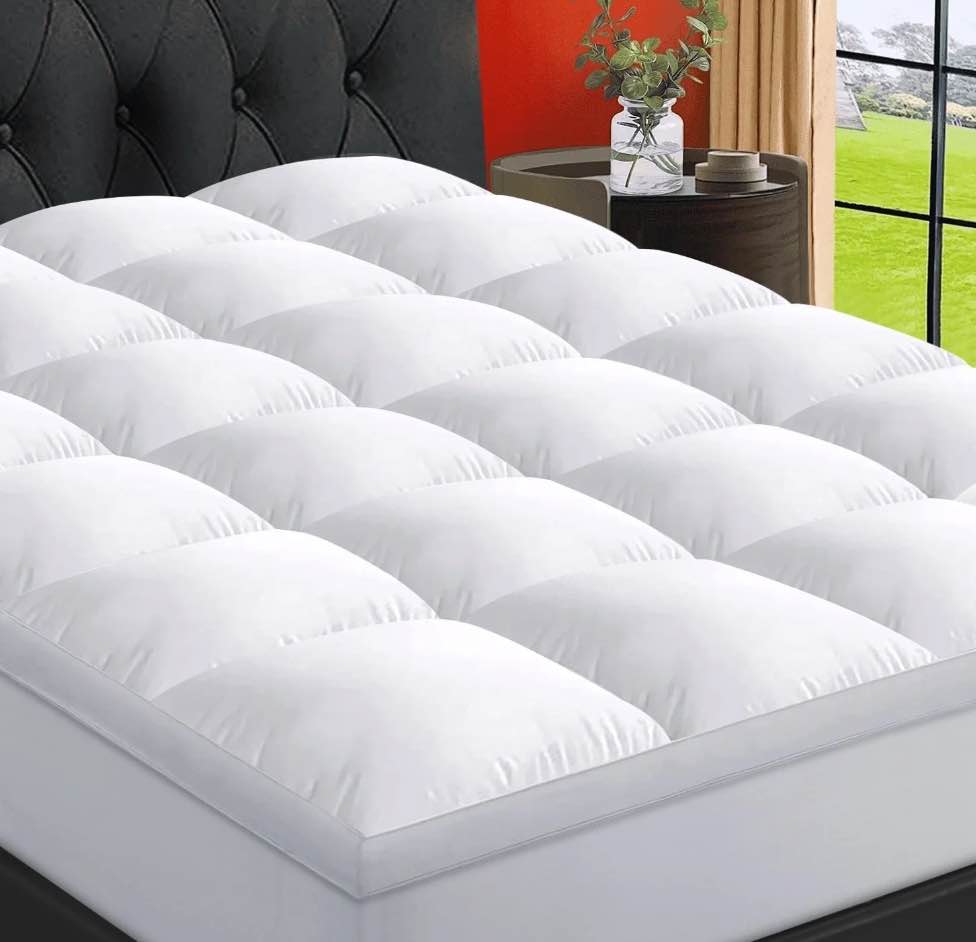 EMONIA 100% 400TC Mattress Topper Twin XL for Back Pain, Extra Thick Cooling Mattress Pad, Mattress Protector Pillow Top Mattress Cover with 8-21" Deep Elastic Pocket, Plush Soft Down (White,Twin XL)