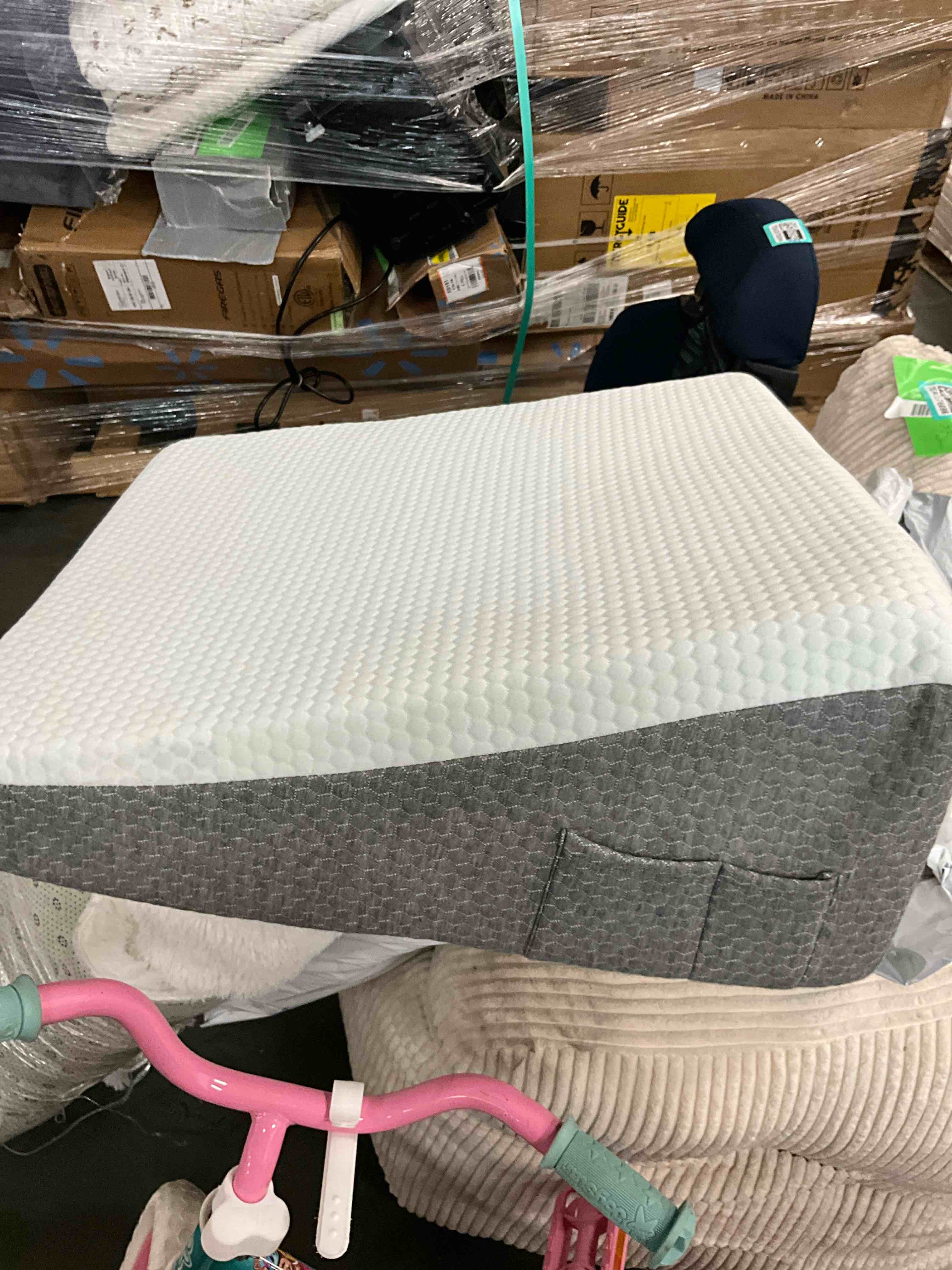 https://s3.amazonaws.com/lotting-images-prod/EmanualPiazza/BRN3701835_1756320584615.jpeg