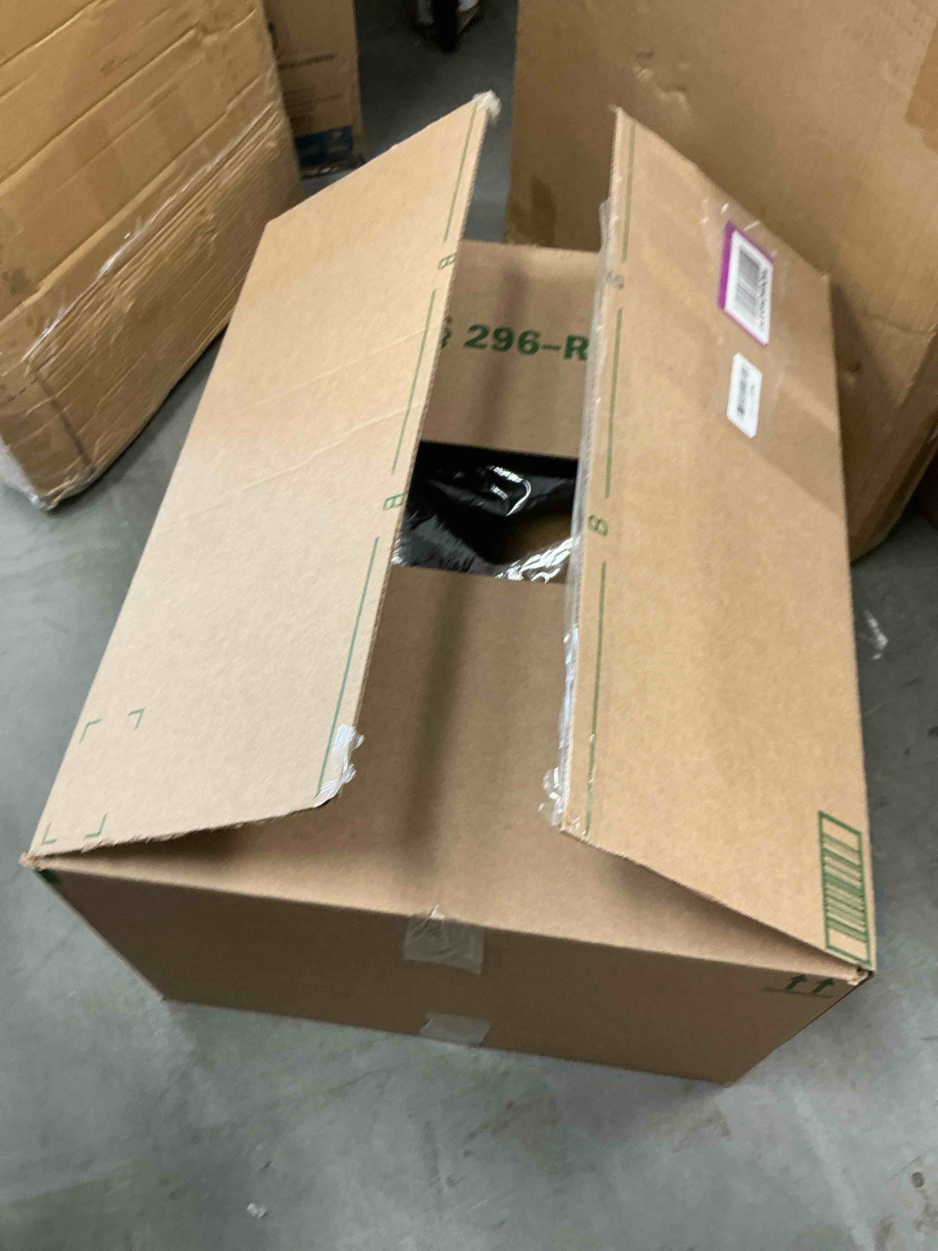 https://s3.amazonaws.com/lotting-images-prod/EmanualPiazza/BRN3701959_1756409954553.jpeg