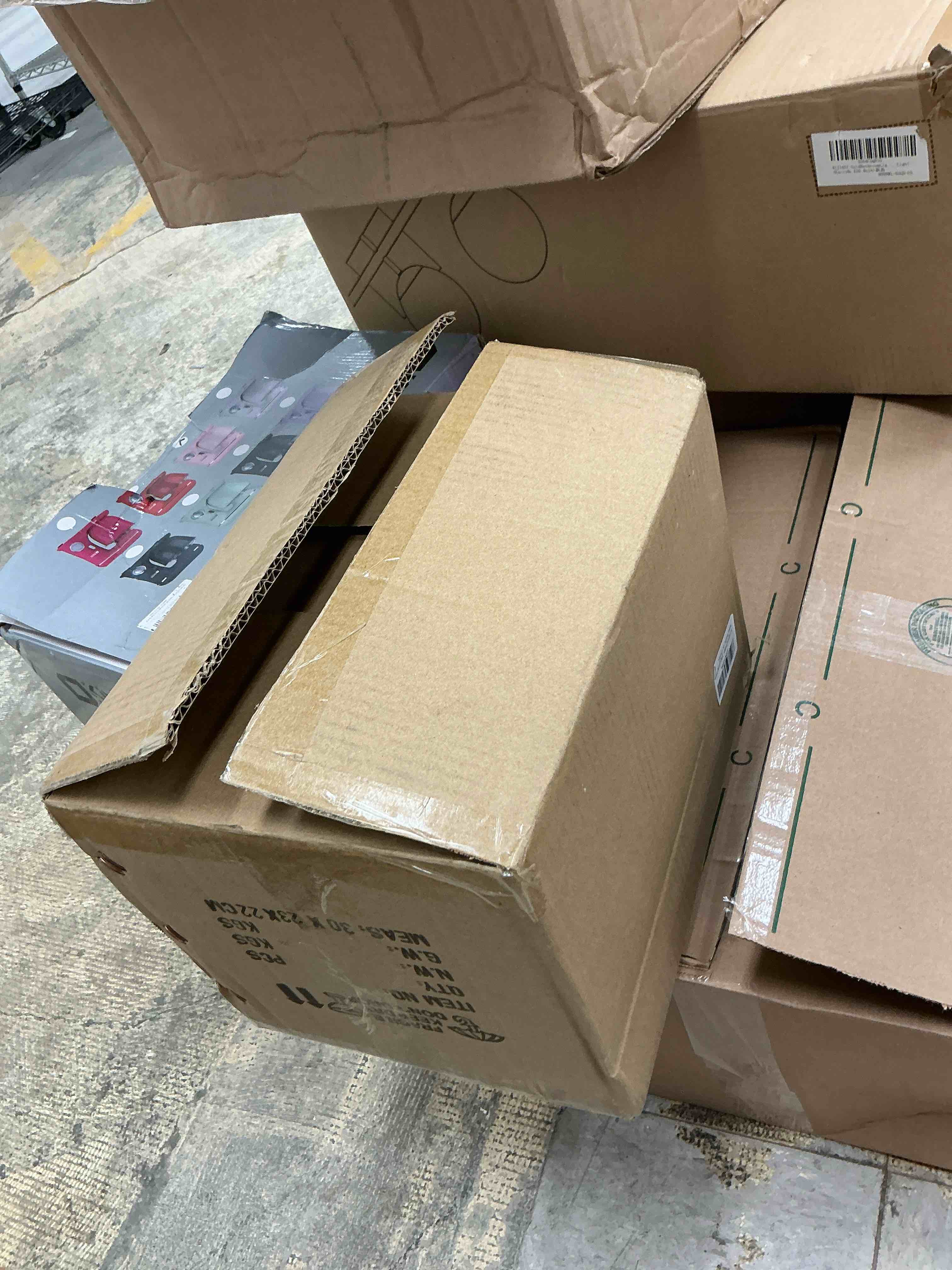 https://s3.amazonaws.com/lotting-images-prod/EmanualPiazza/BRN3702098_1756481295906.jpeg