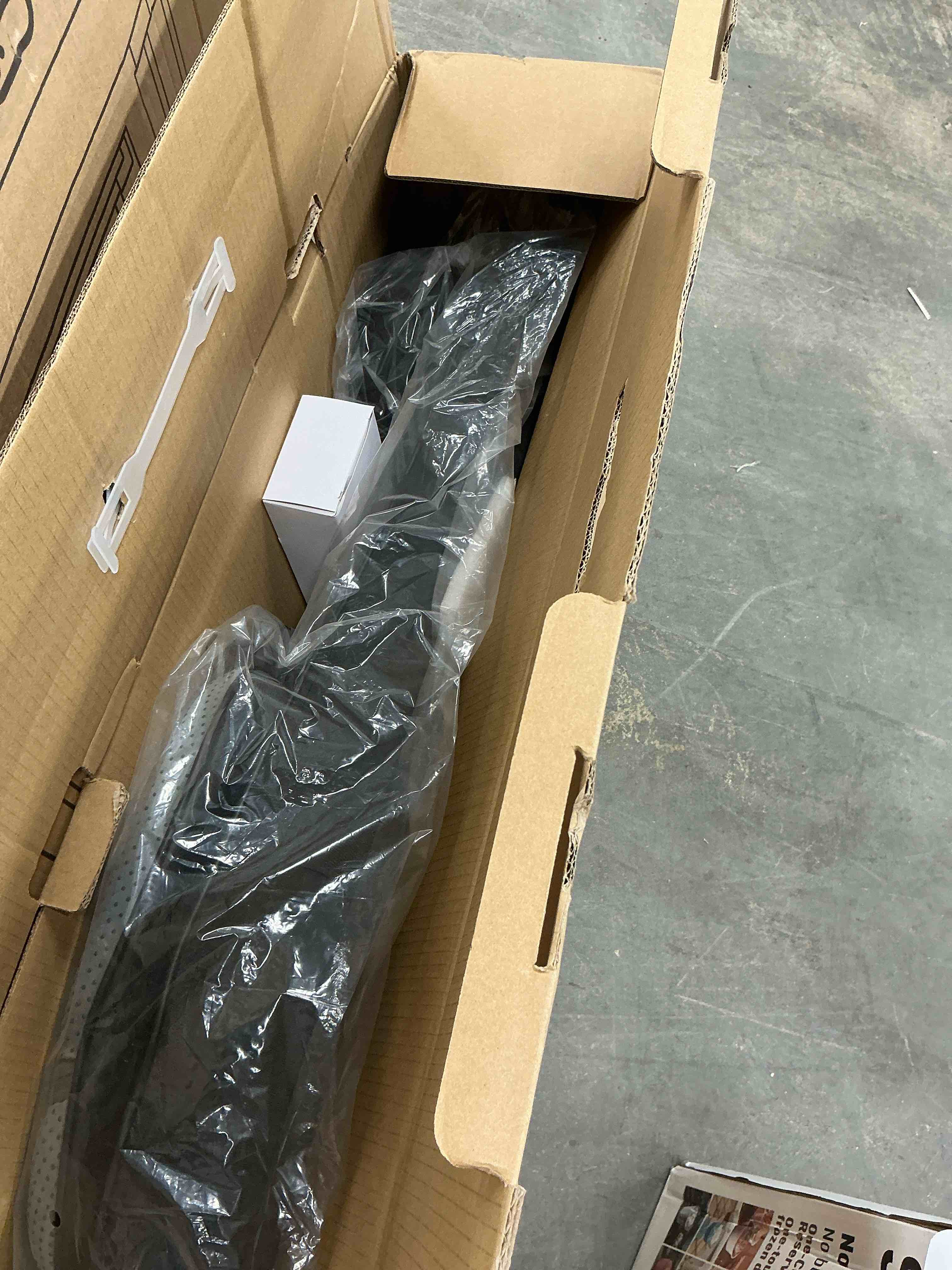 https://s3.amazonaws.com/lotting-images-prod/EmanualPiazza/BRN3702296_1756839945800.jpeg