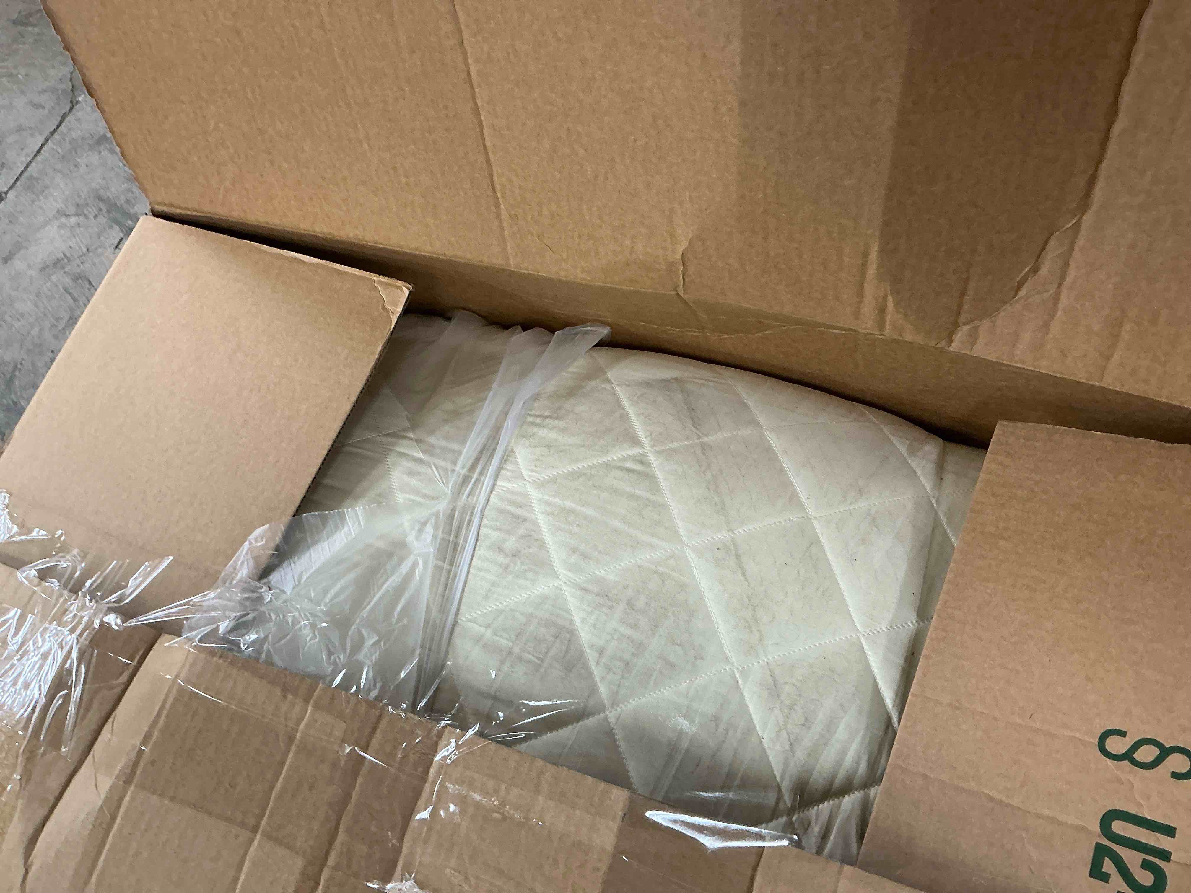 https://s3.amazonaws.com/lotting-images-prod/EmanualPiazza/BRN3702374_1756936009140.jpeg