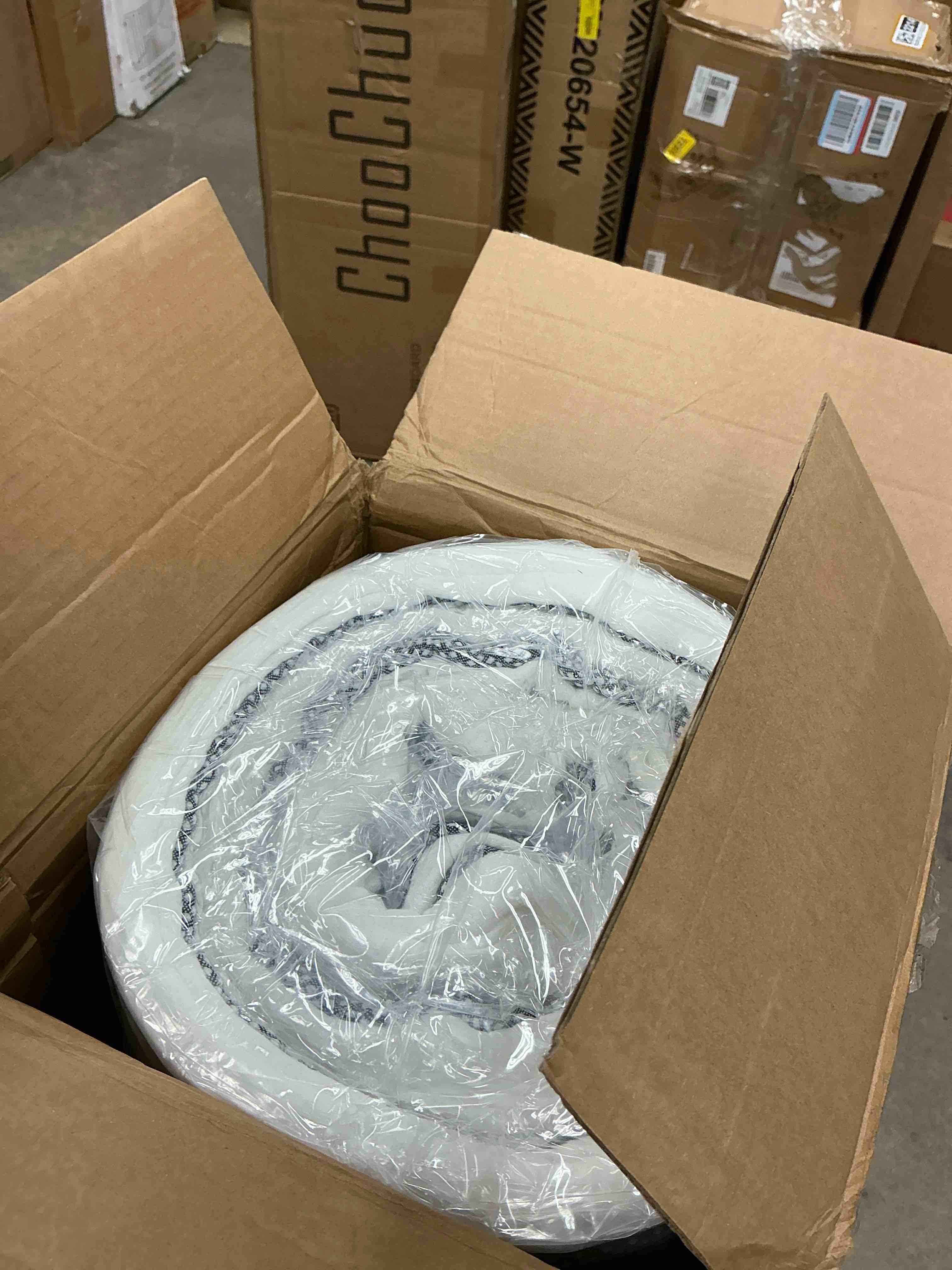 https://s3.amazonaws.com/lotting-images-prod/EmanualPiazza/BRN3702379_1756934986833.jpeg
