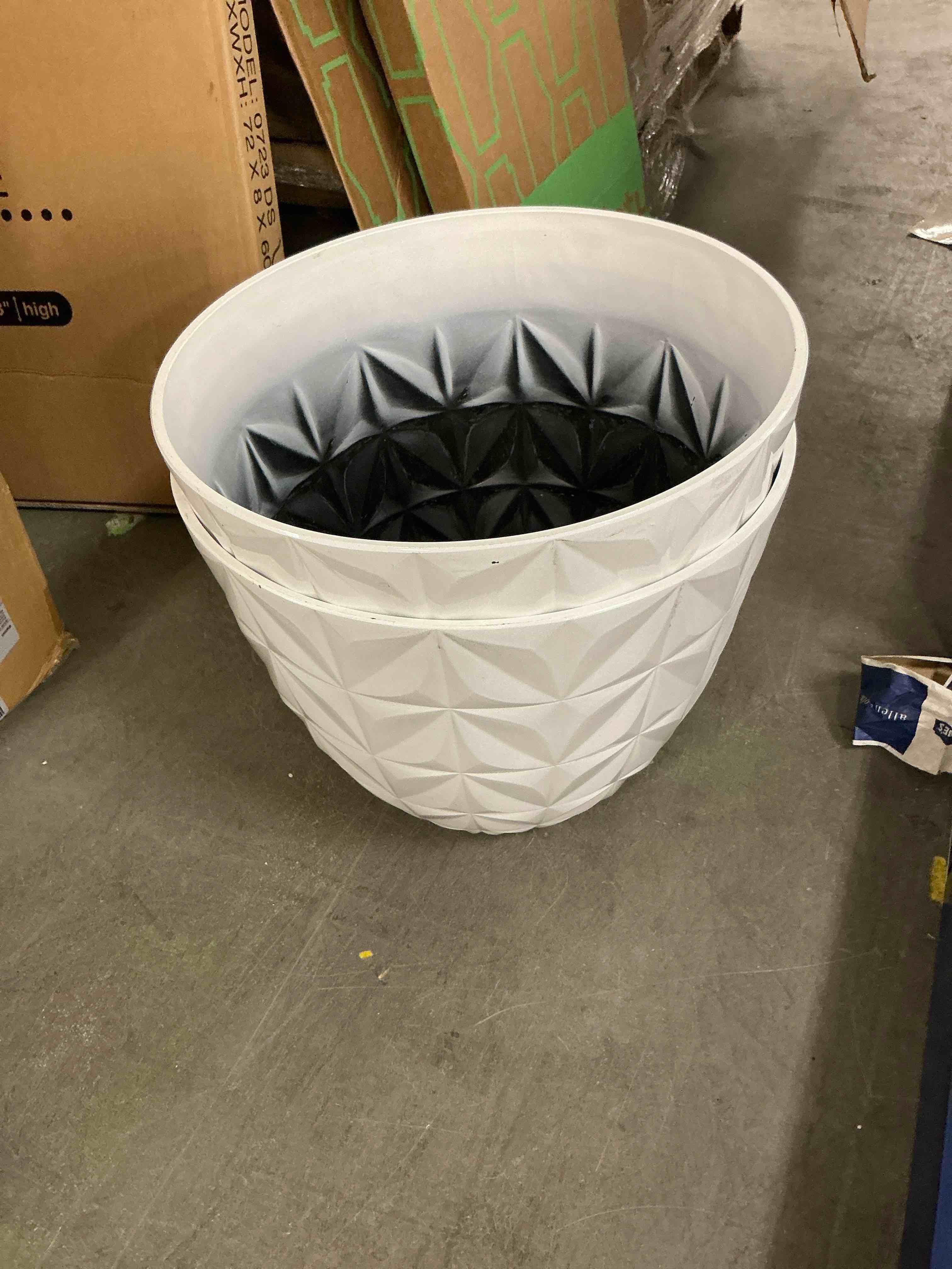 https://s3.amazonaws.com/lotting-images-prod/EmanualPiazza/BRN3702527_1757086391823.jpeg