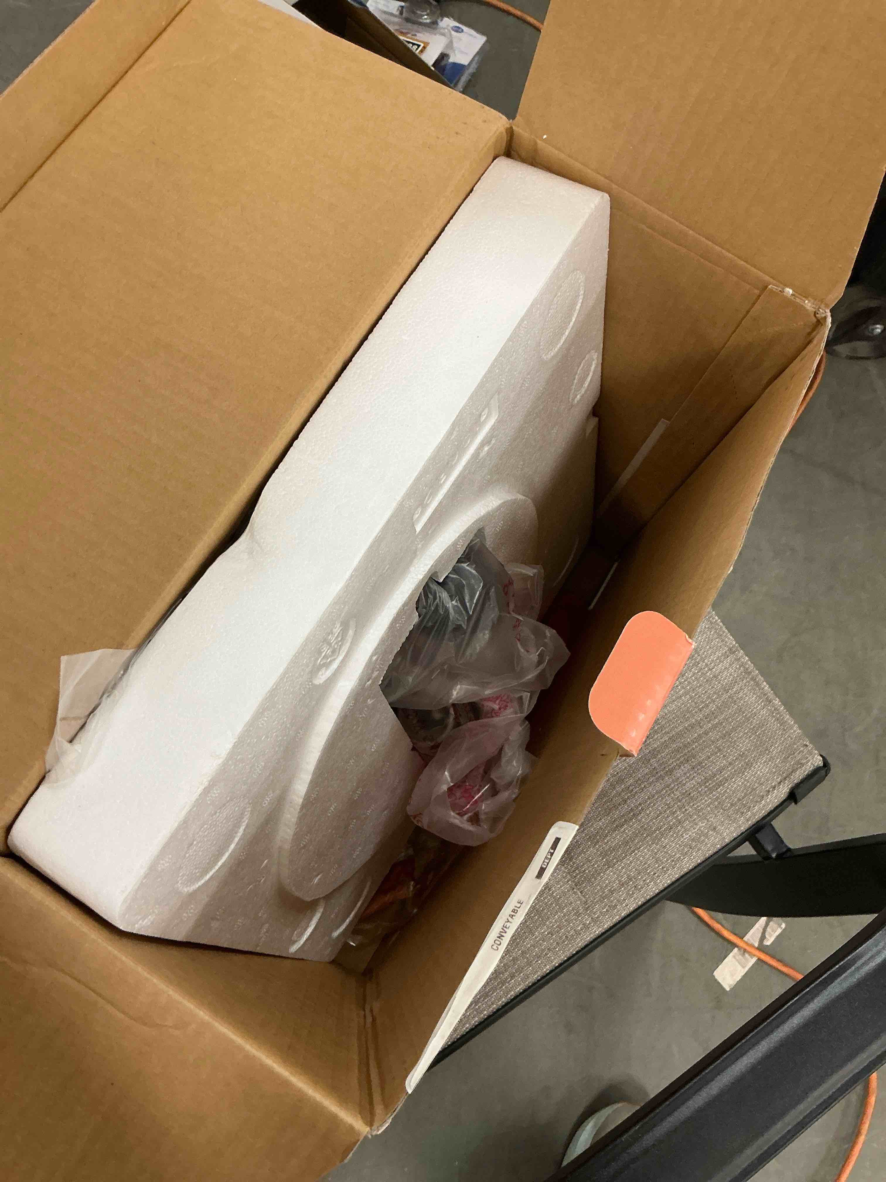 https://s3.amazonaws.com/lotting-images-prod/EmanualPiazza/BRN3702534_1757085173797.jpeg