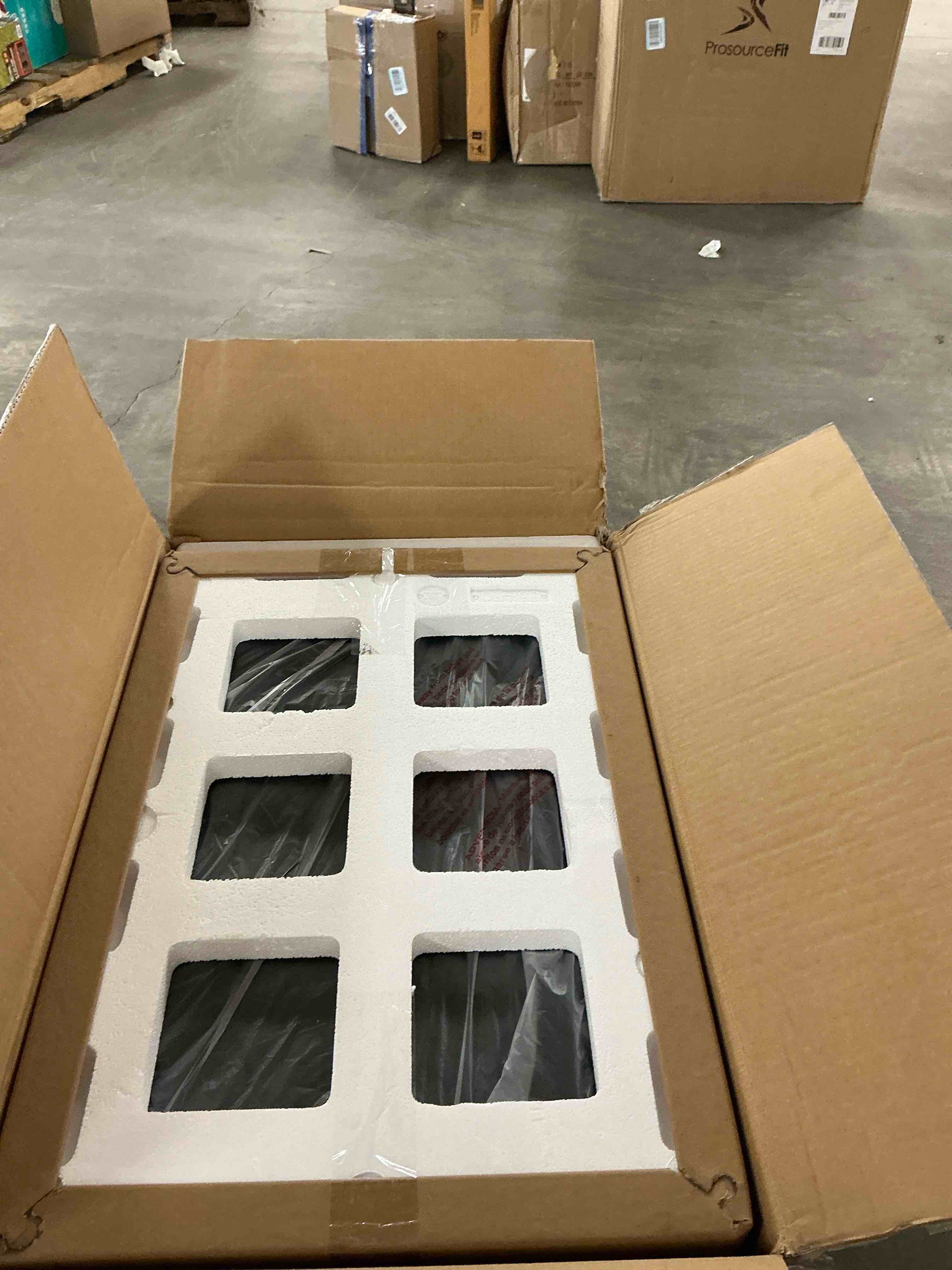 https://s3.amazonaws.com/lotting-images-prod/EmanualPiazza/BRN3702569_1757175133797.jpeg