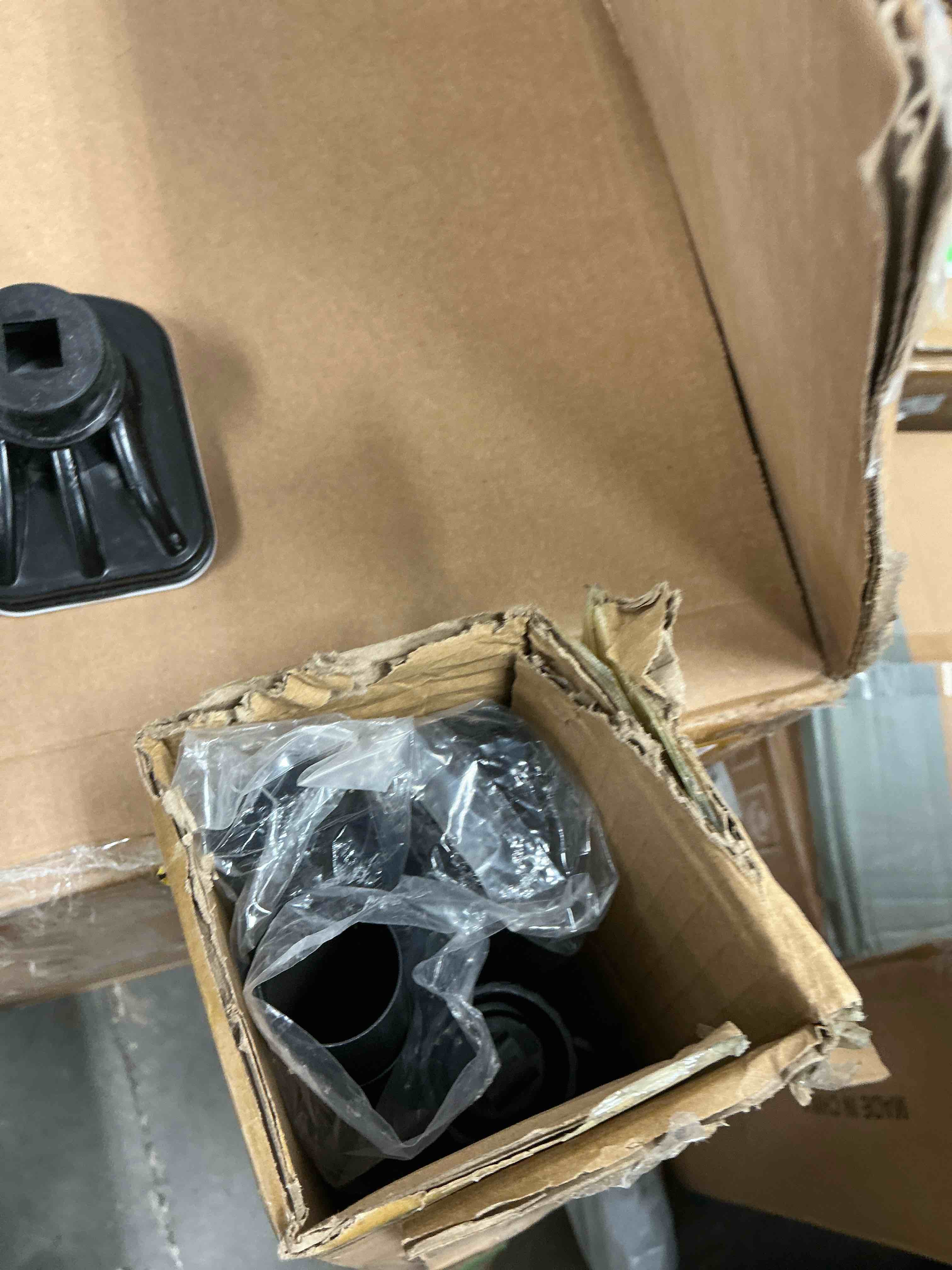 https://s3.amazonaws.com/lotting-images-prod/EmanualPiazza/BRN3702570_1757335574544.jpeg
