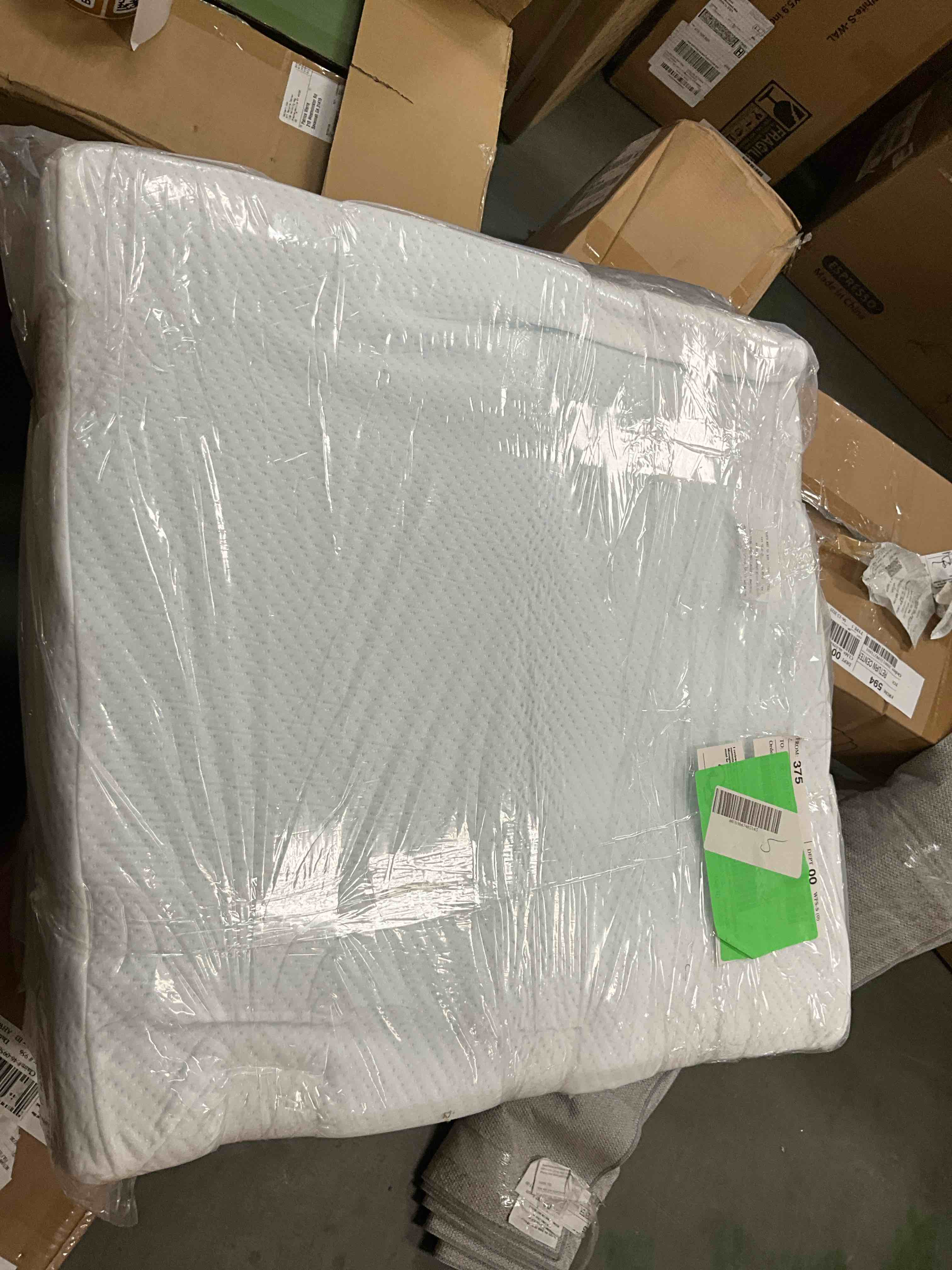 https://s3.amazonaws.com/lotting-images-prod/EmanualPiazza/BRN3702865_1757540377589.jpeg