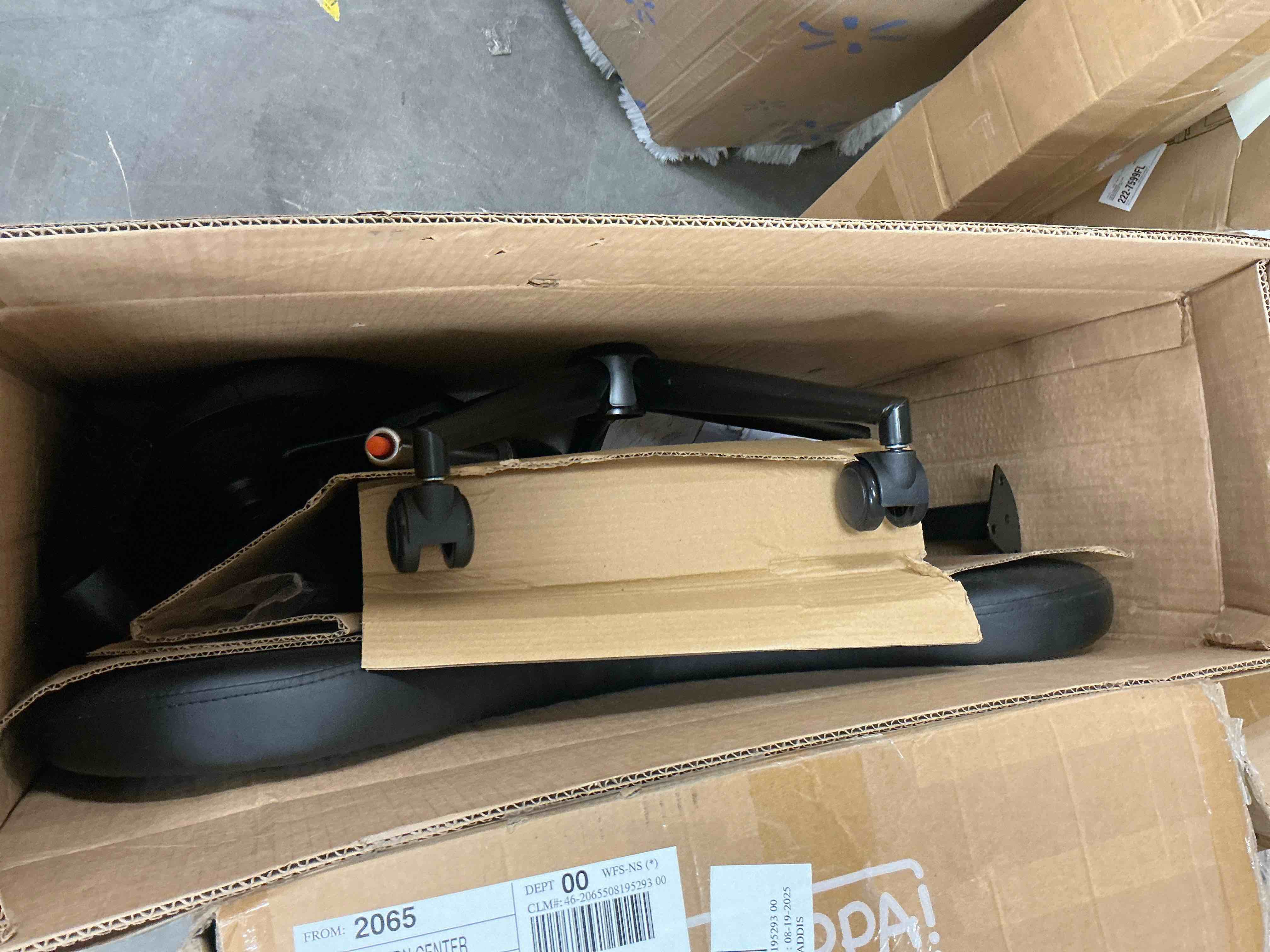 https://s3.amazonaws.com/lotting-images-prod/EmanualPiazza/BRN3702876_1757607772353.jpeg