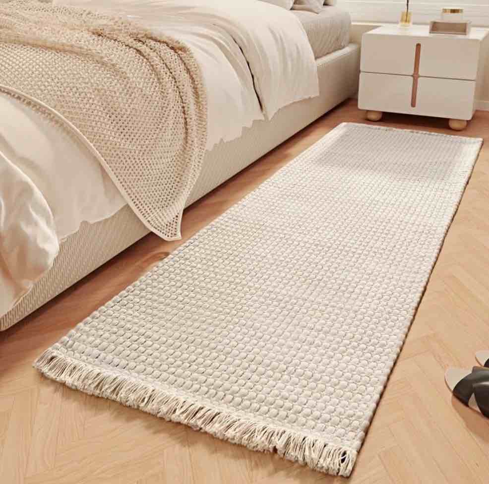 MEHOOM 20"x47" White Runner Rug Clearance with Tassels, Washable Boho Woven Area Rug, Non-Slip Rubber Back Hallway Runner for Bedroom, Living Room, Bathroom, Farmhouse Decor