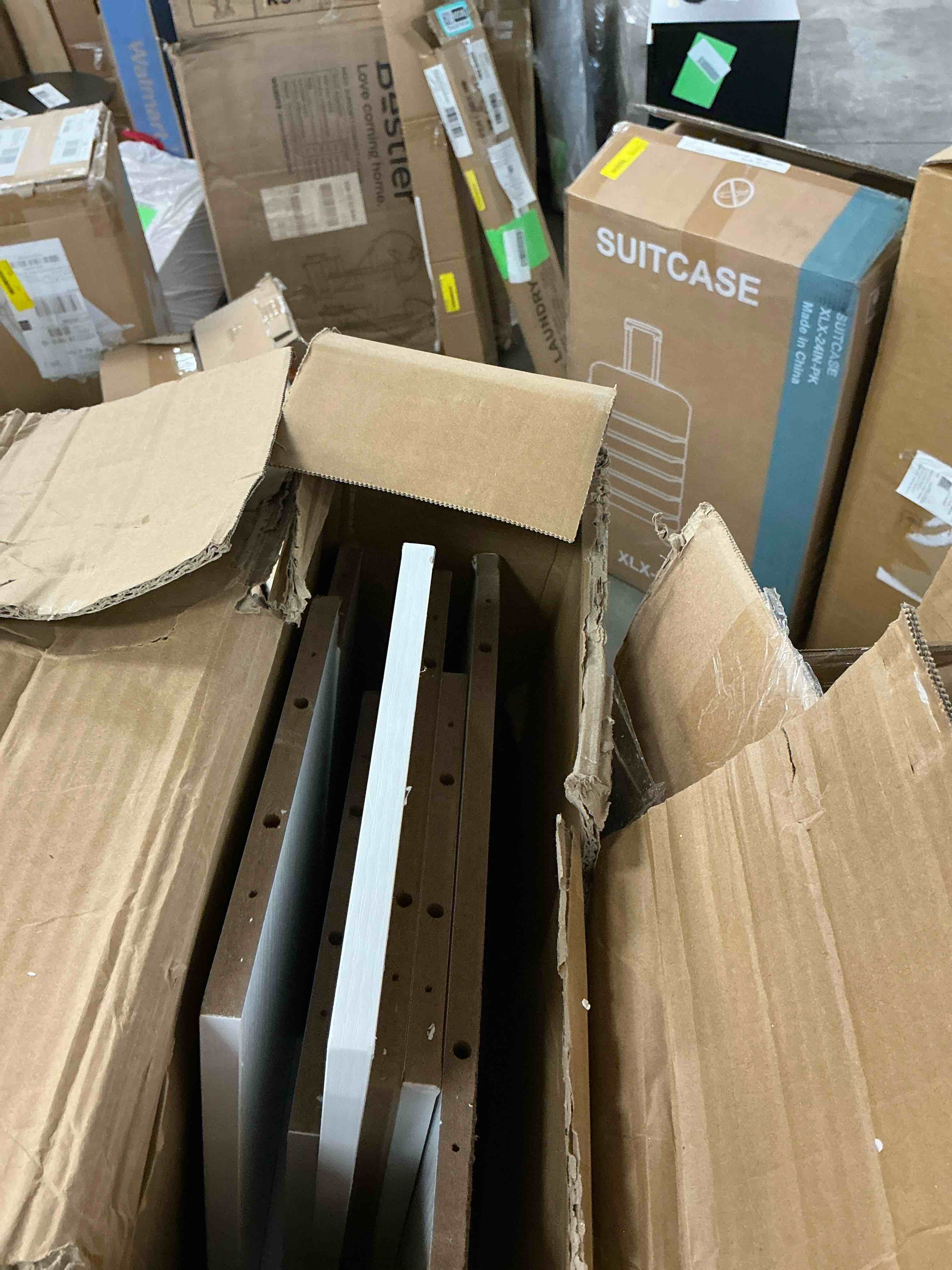 https://s3.amazonaws.com/lotting-images-prod/EmanualPiazza/BRN3702884_1757608753083.jpeg