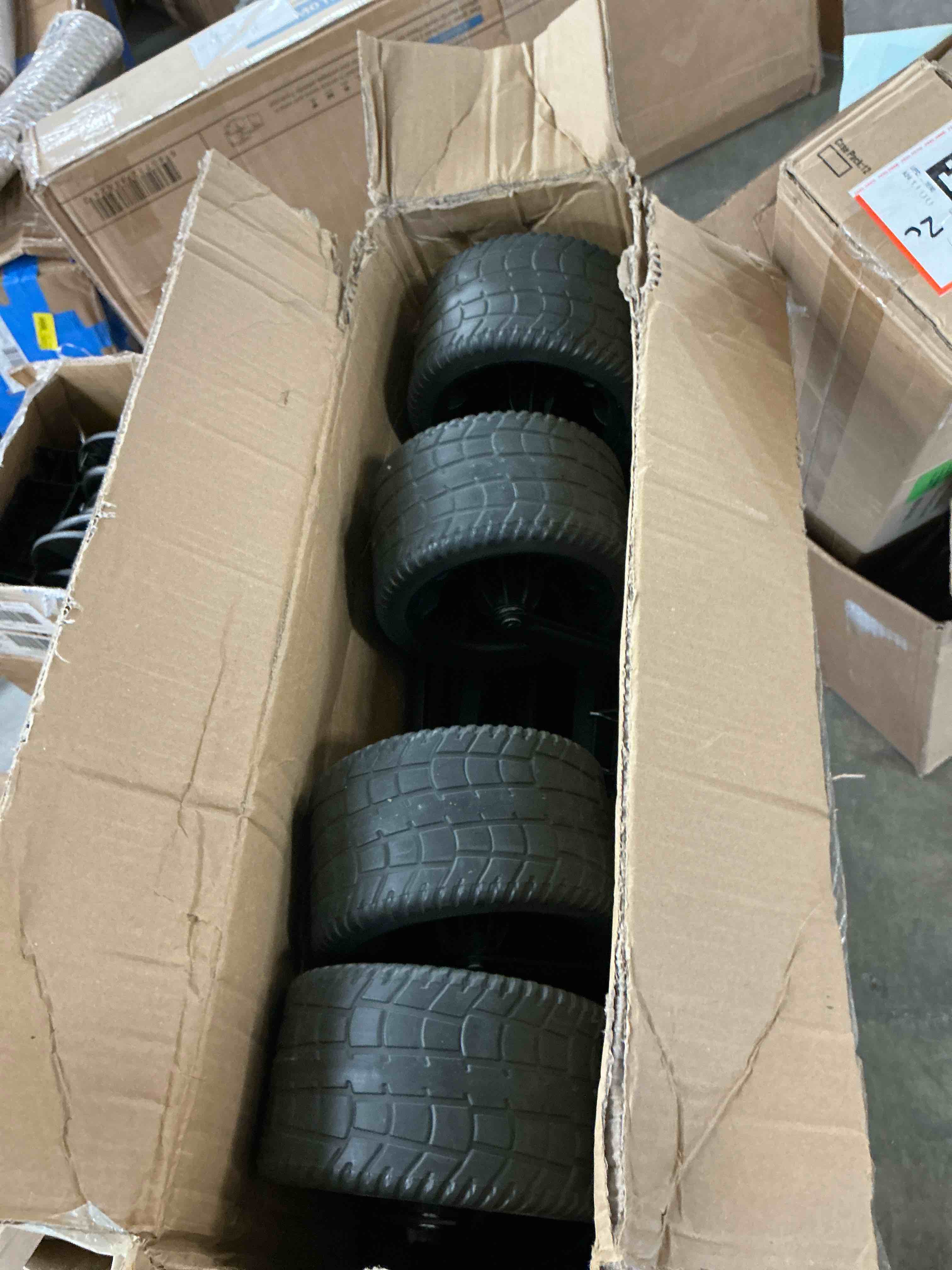 https://s3.amazonaws.com/lotting-images-prod/EmanualPiazza/BRN3702916_1757613766178.jpeg
