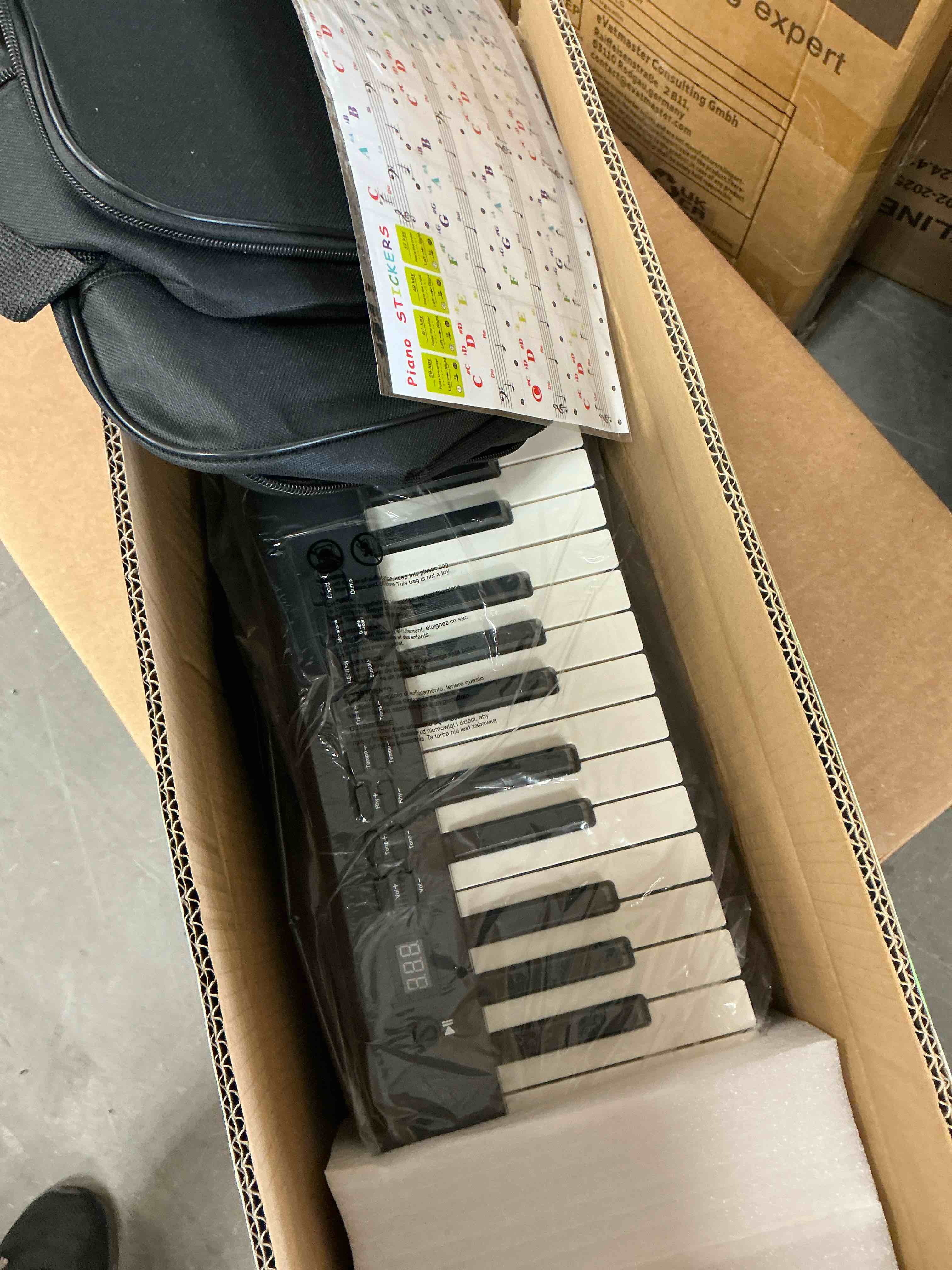 https://s3.amazonaws.com/lotting-images-prod/EmanualPiazza/BRN3702921_1757612842074.jpeg
