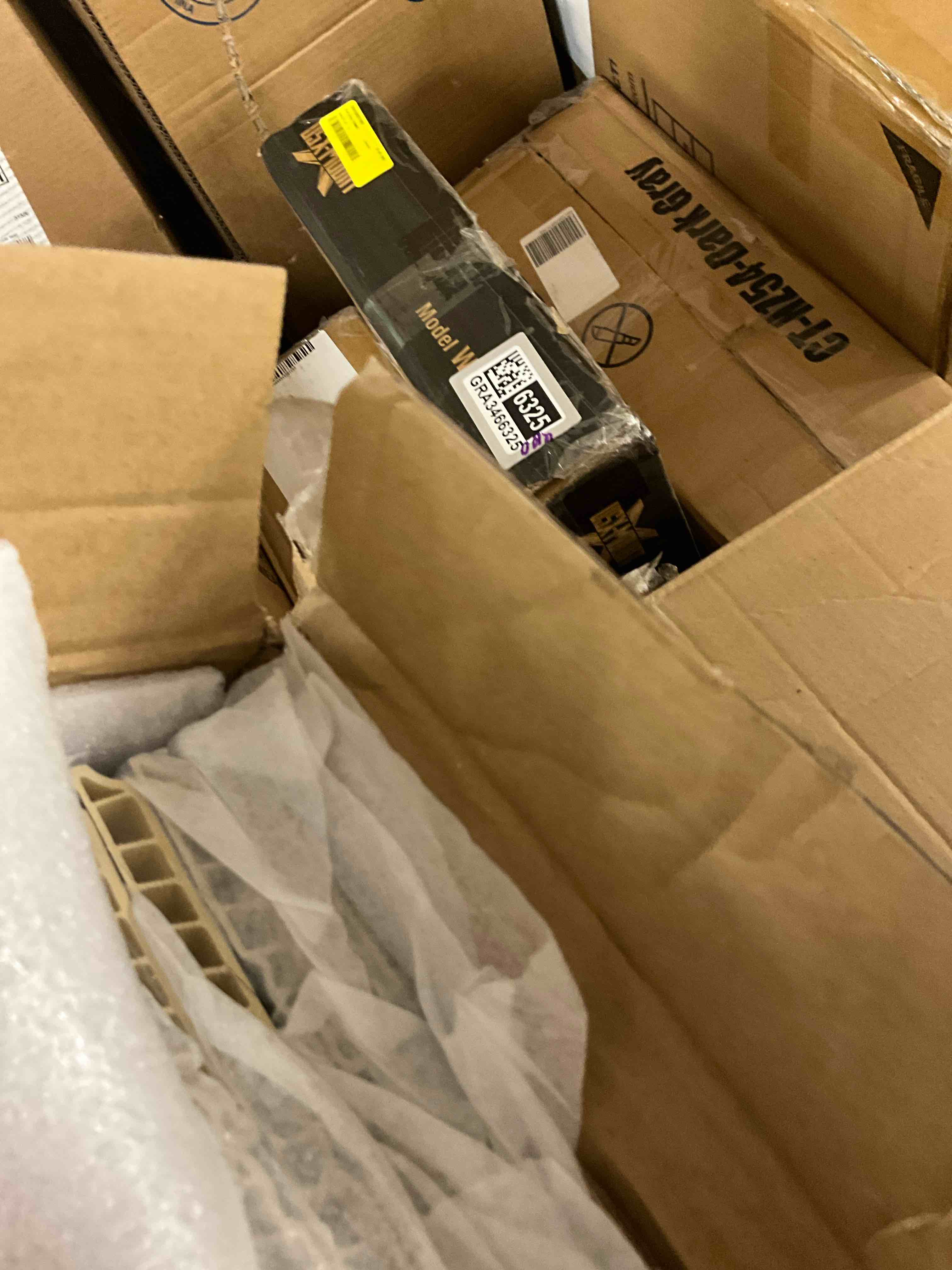 https://s3.amazonaws.com/lotting-images-prod/EmanualPiazza/BRN3702944_1757618873322.jpeg