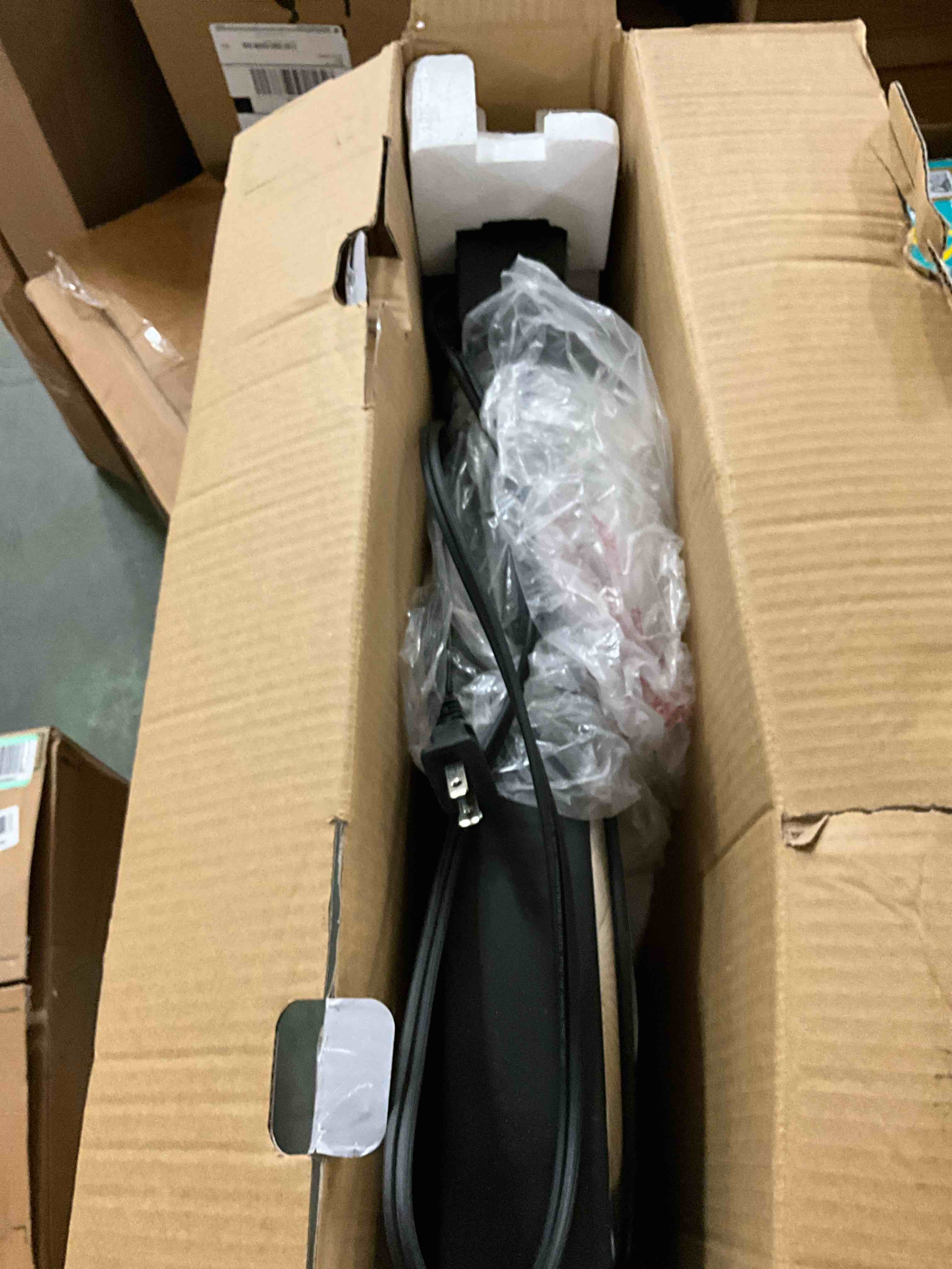 https://s3.amazonaws.com/lotting-images-prod/EmanualPiazza/BRN3702959_1757623118553.jpeg