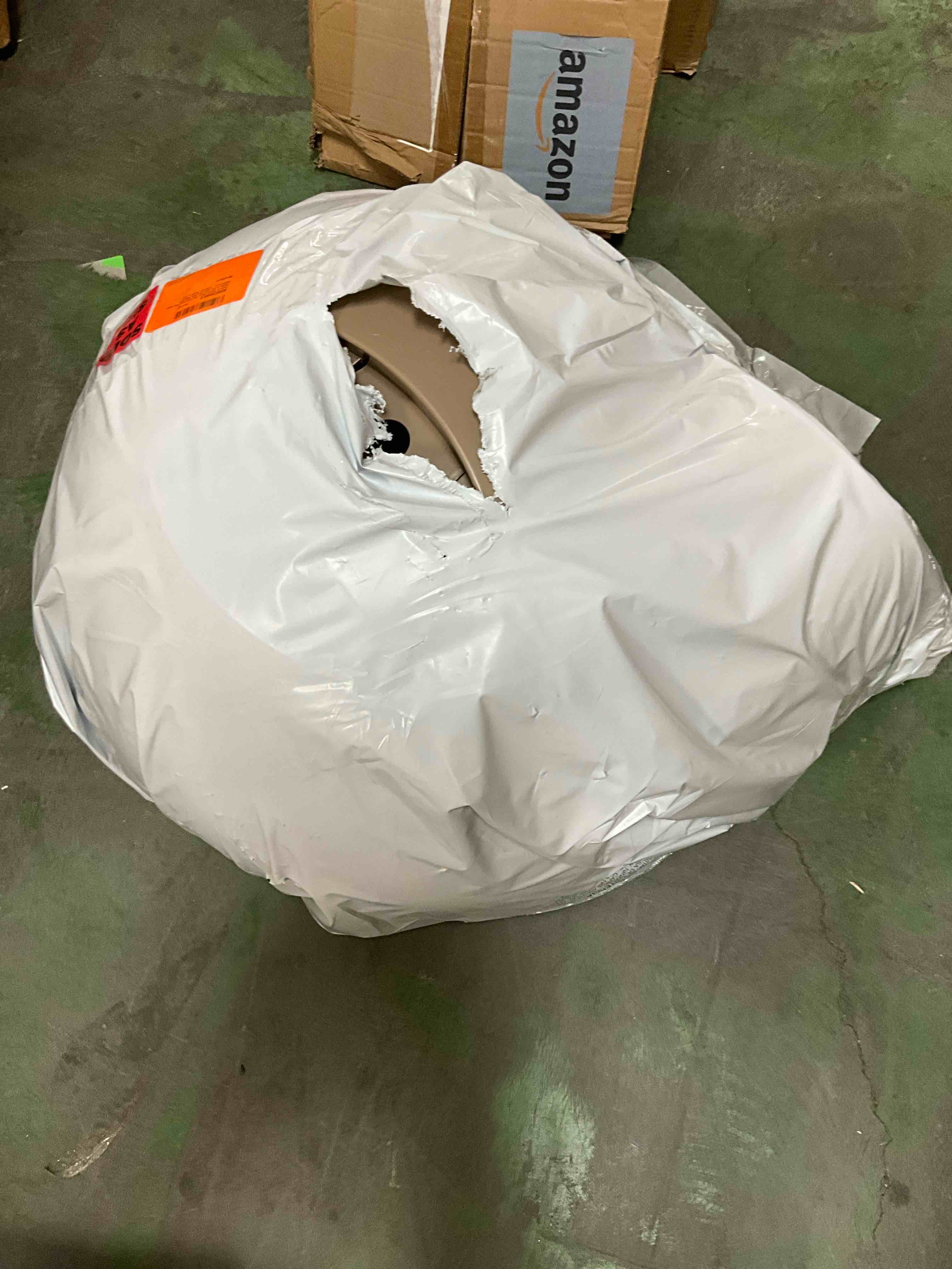 https://s3.amazonaws.com/lotting-images-prod/EmanualPiazza/BRN3702960_1757623001323.jpeg