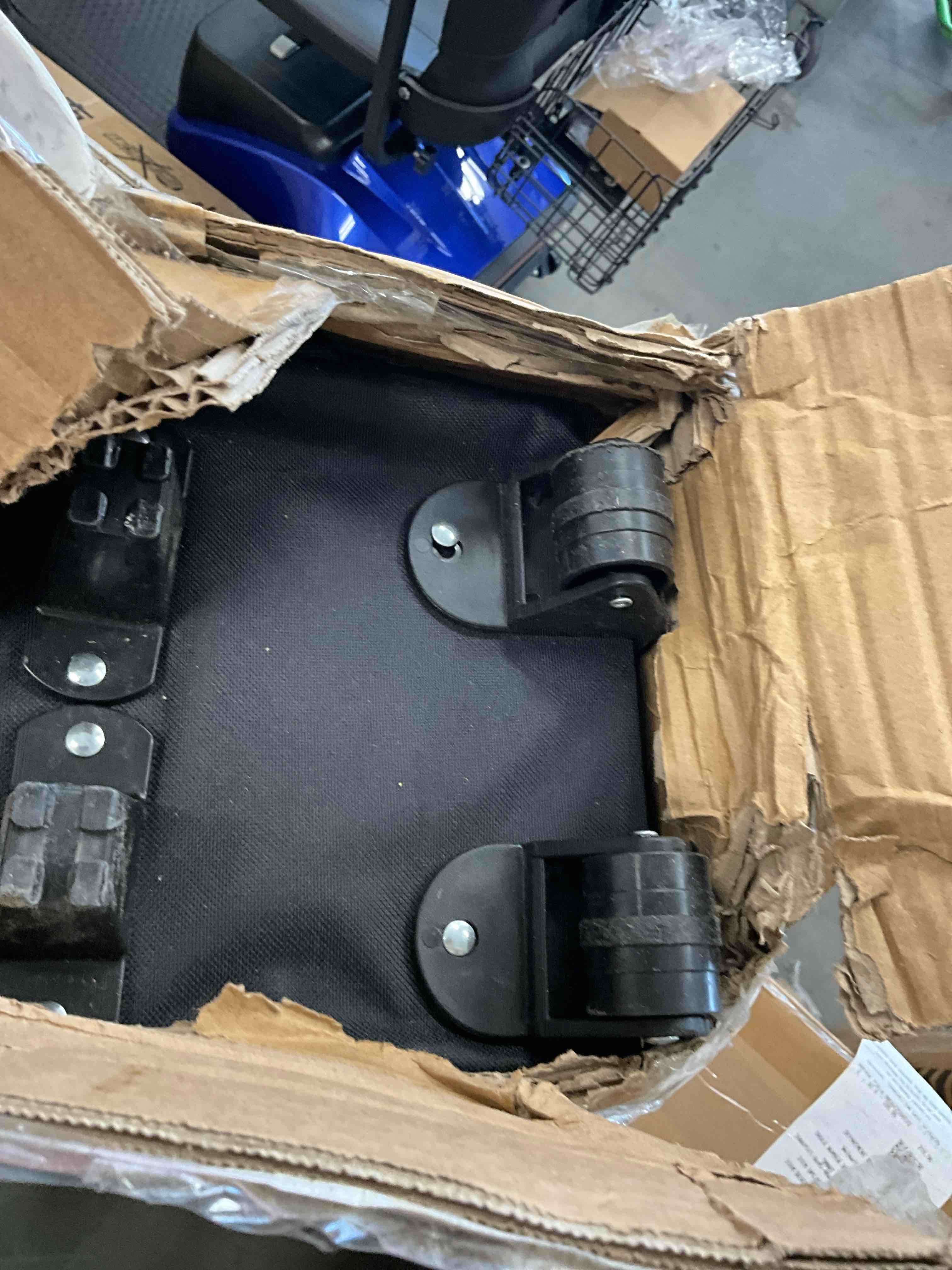 https://s3.amazonaws.com/lotting-images-prod/EmanualPiazza/BRN3703103_1759514339853.jpeg