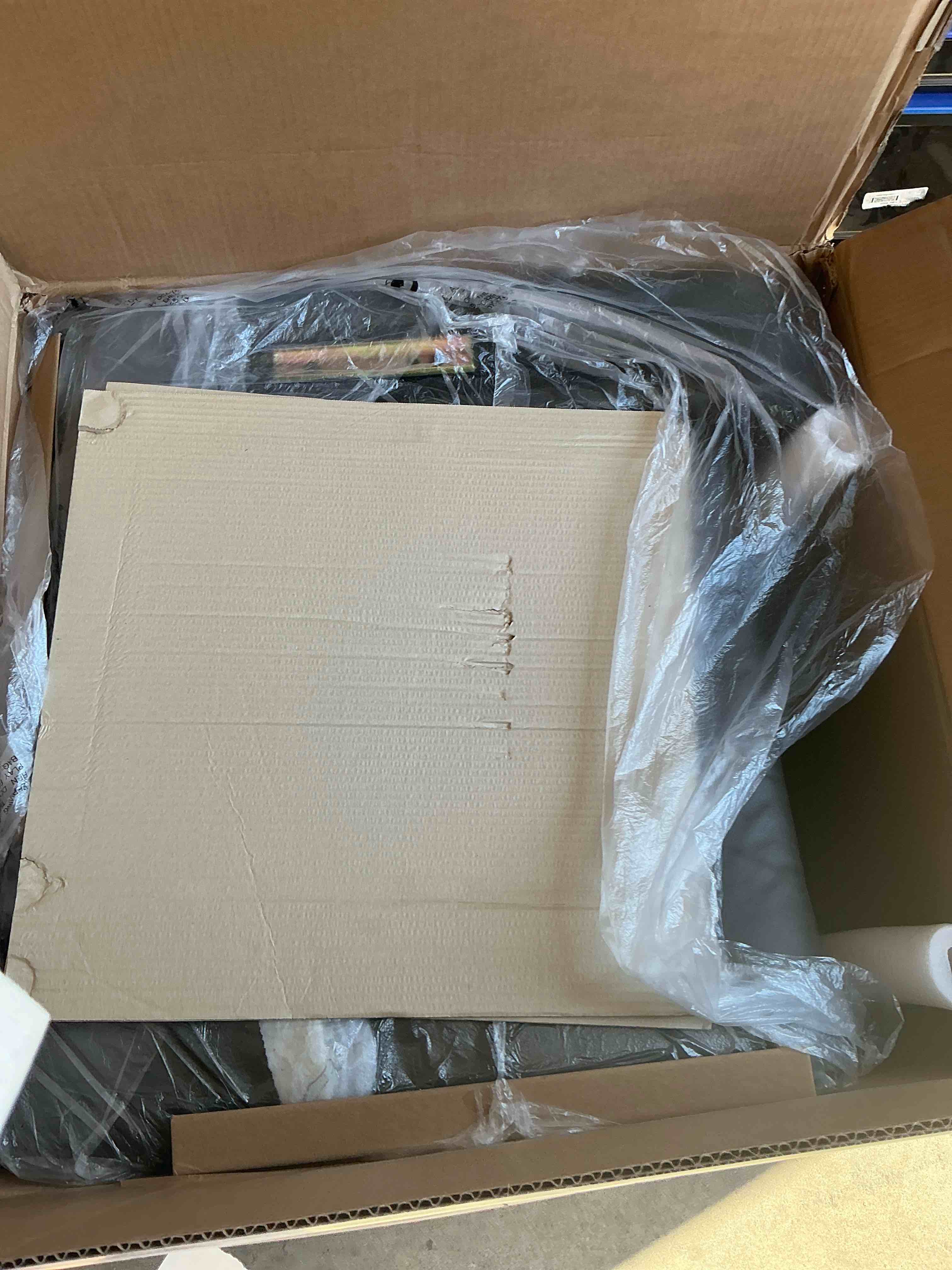https://s3.amazonaws.com/lotting-images-prod/EmanualPiazza/BRN3703135_1760034926898.jpeg