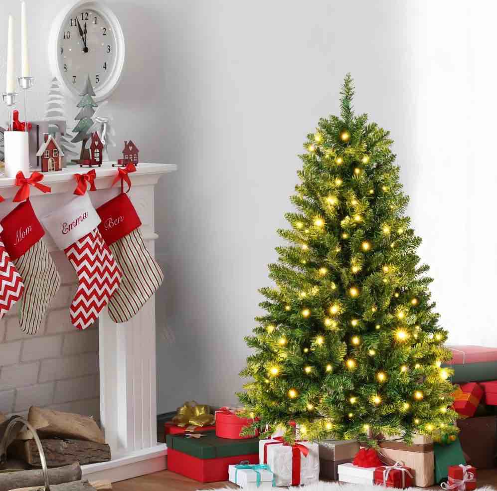 Qunler Pre-Lit Christmas Tree, 4ft Artificial Green Christmas Tree with 150 Warm White & Multicolor 10 Modes LED Lights, 360 Lifelike Branch Tips, Metal Stand