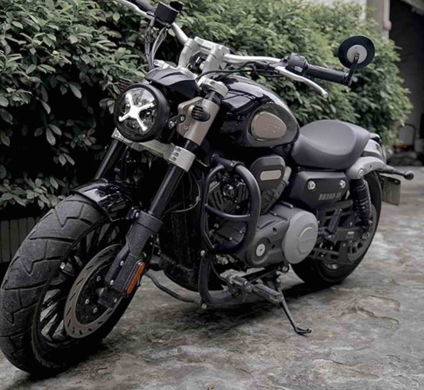 Riasdy 5.75 inch LED Headlights Amber X-Style 5-3/4" LED Motorcycle Headlight with DRL Hi/Lo Beam Mo