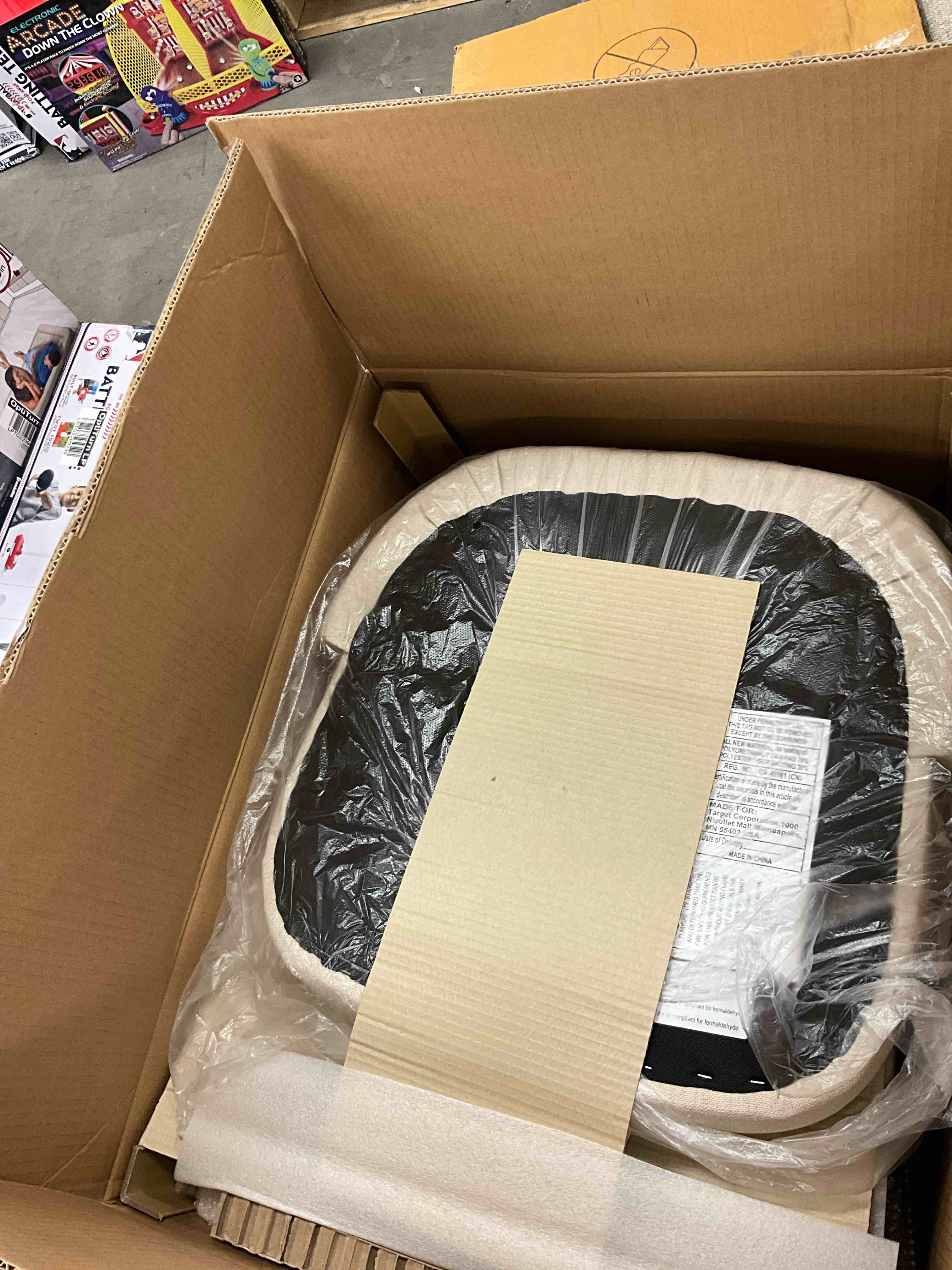 https://s3.amazonaws.com/lotting-images-prod/EmanualPiazza/BRN3707784_1751489225789.jpeg