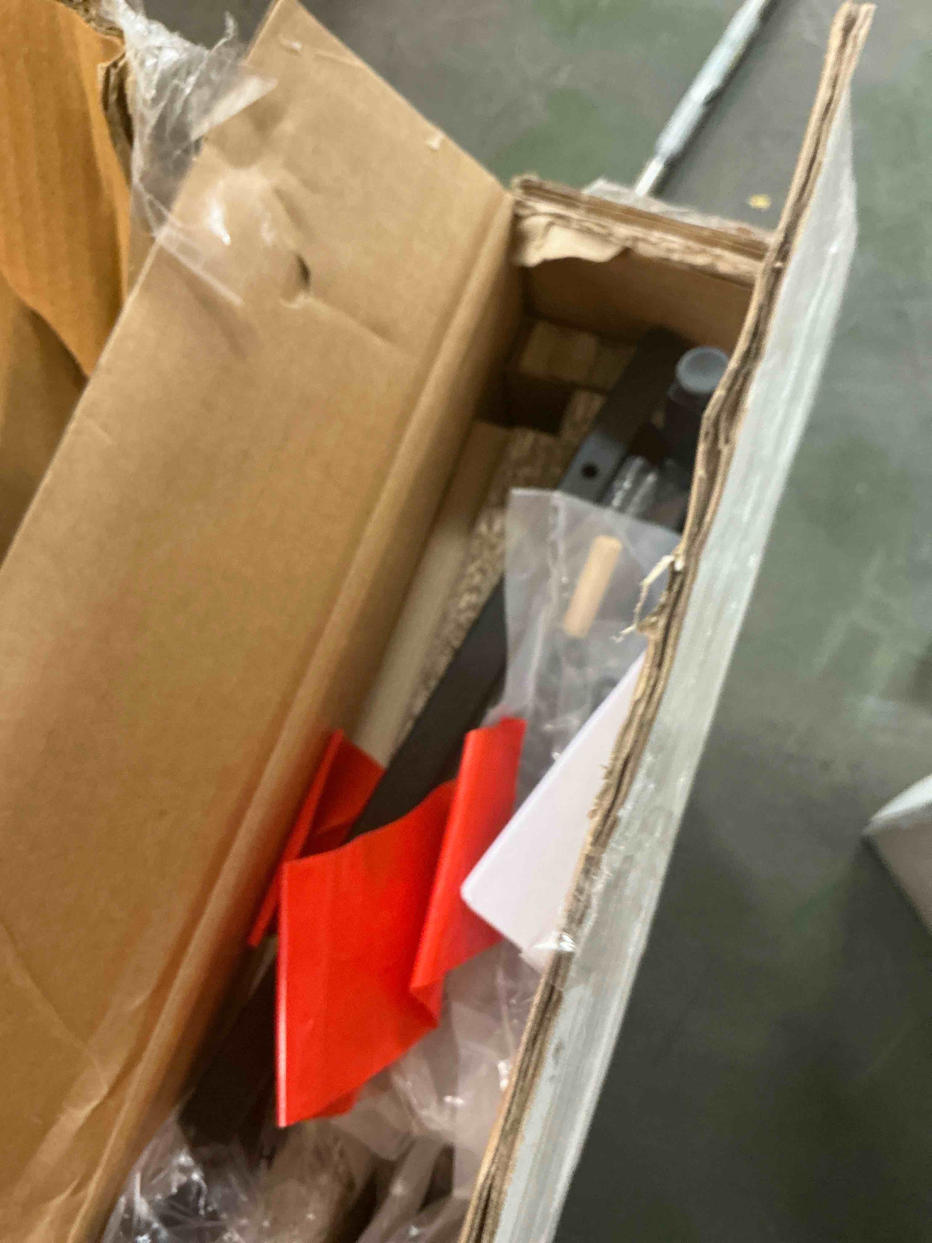 https://s3.amazonaws.com/lotting-images-prod/EmanualPiazza/BRN3708189_1752605224298.jpeg