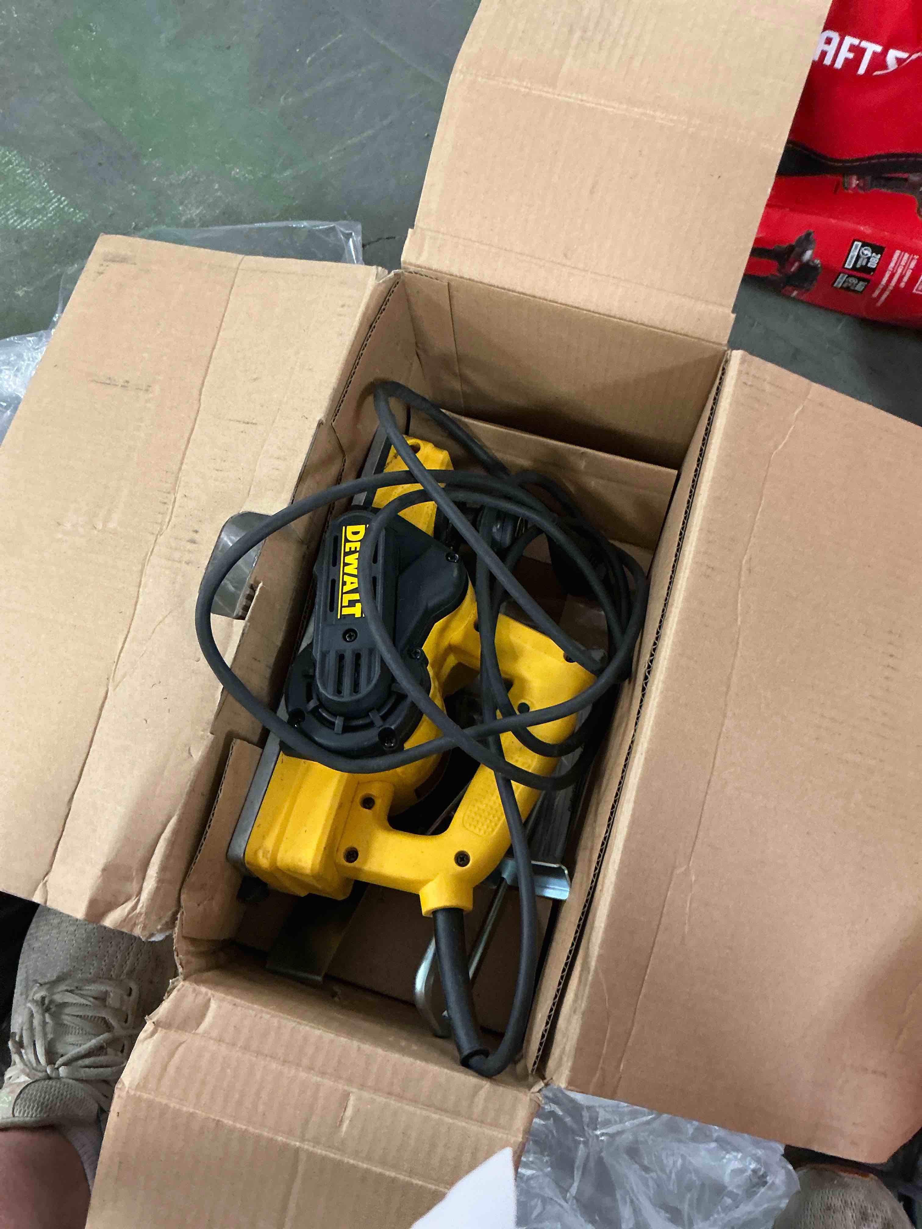 https://s3.amazonaws.com/lotting-images-prod/EmanualPiazza/BRN3708465_1752852392783.jpeg