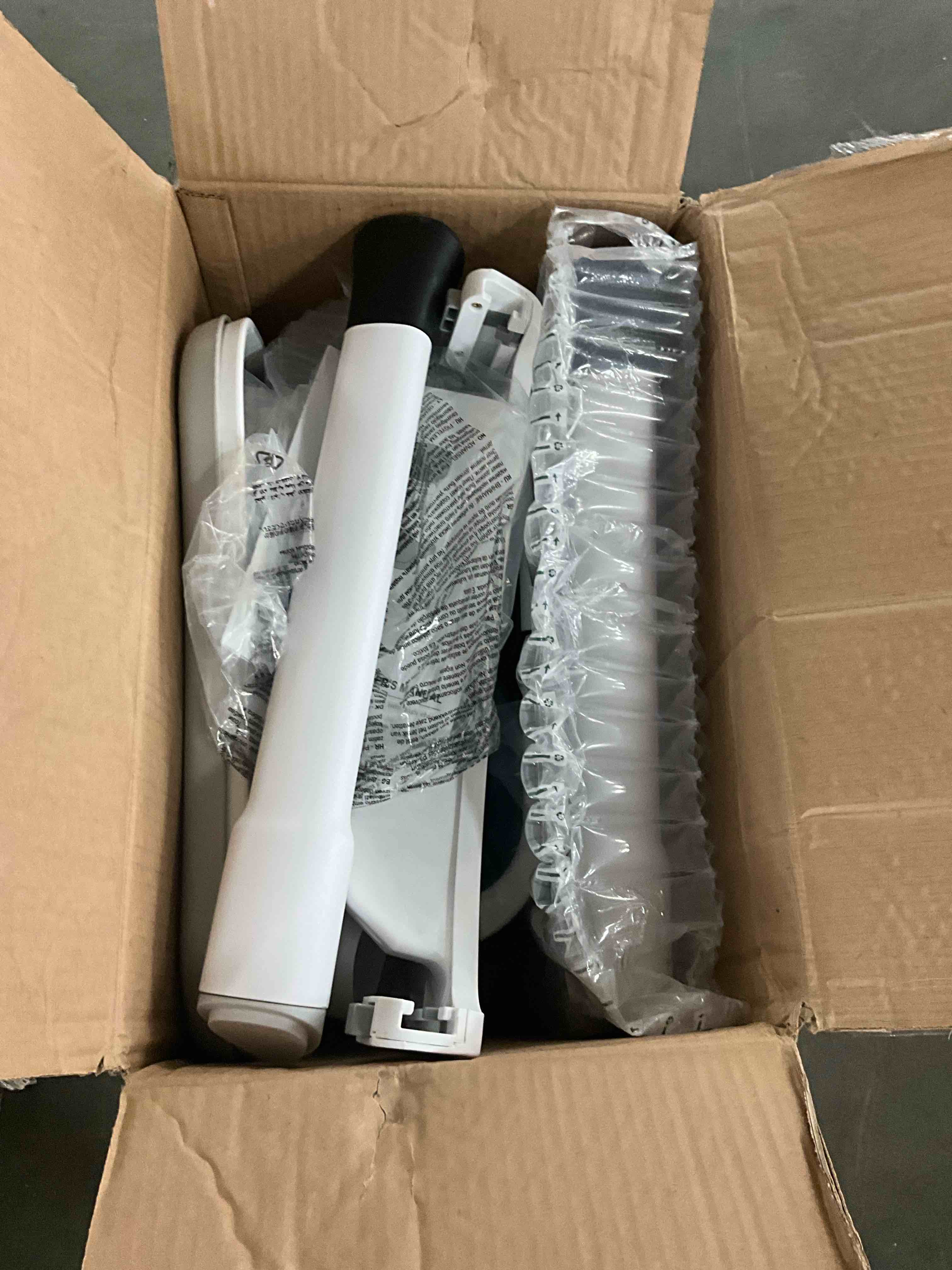 https://s3.amazonaws.com/lotting-images-prod/EmanualPiazza/BRN3708566_1753131700104.jpeg
