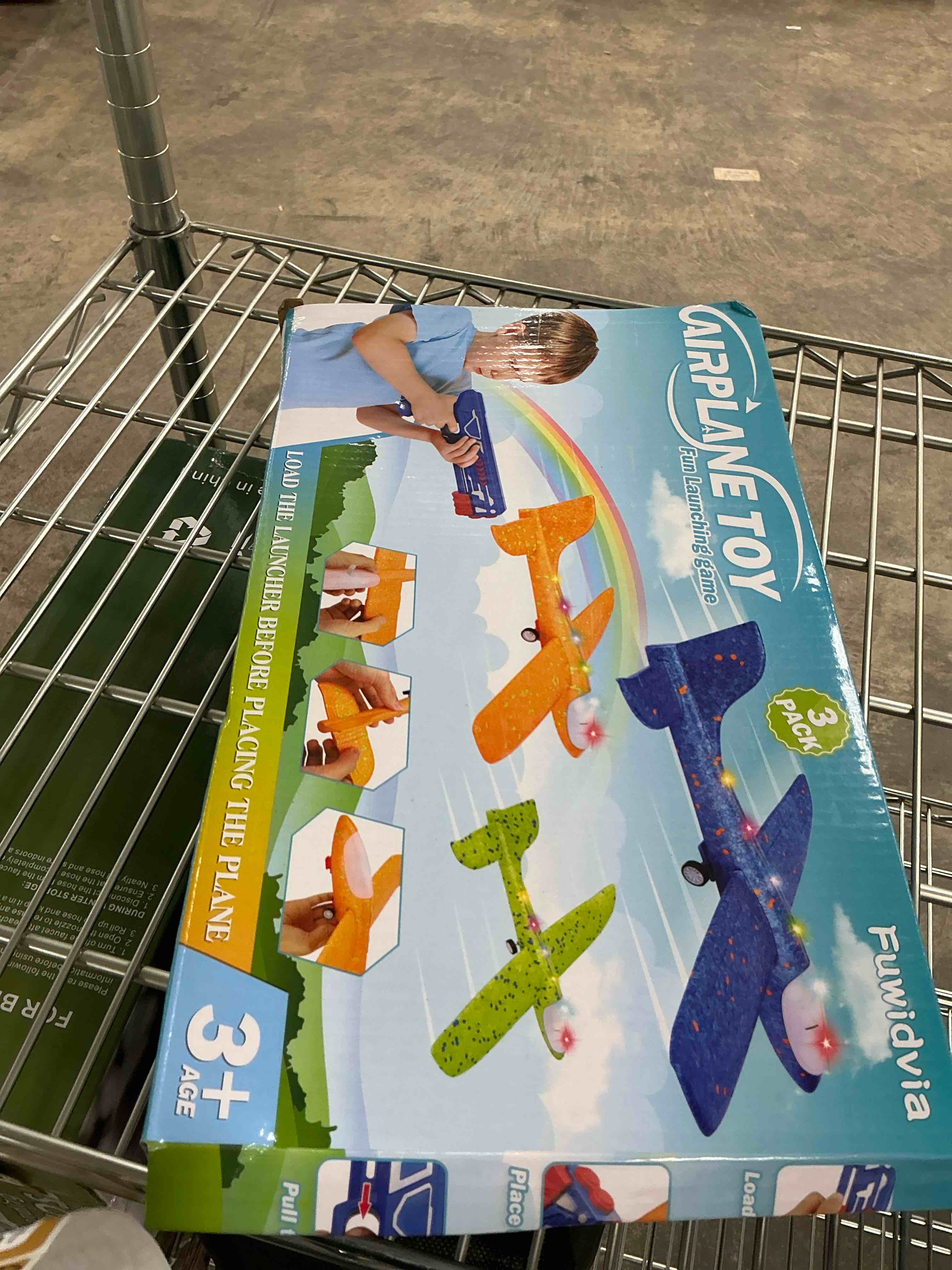 https://s3.amazonaws.com/lotting-images-prod/EmanualPiazza/BRN3708912_1753457719358.jpeg