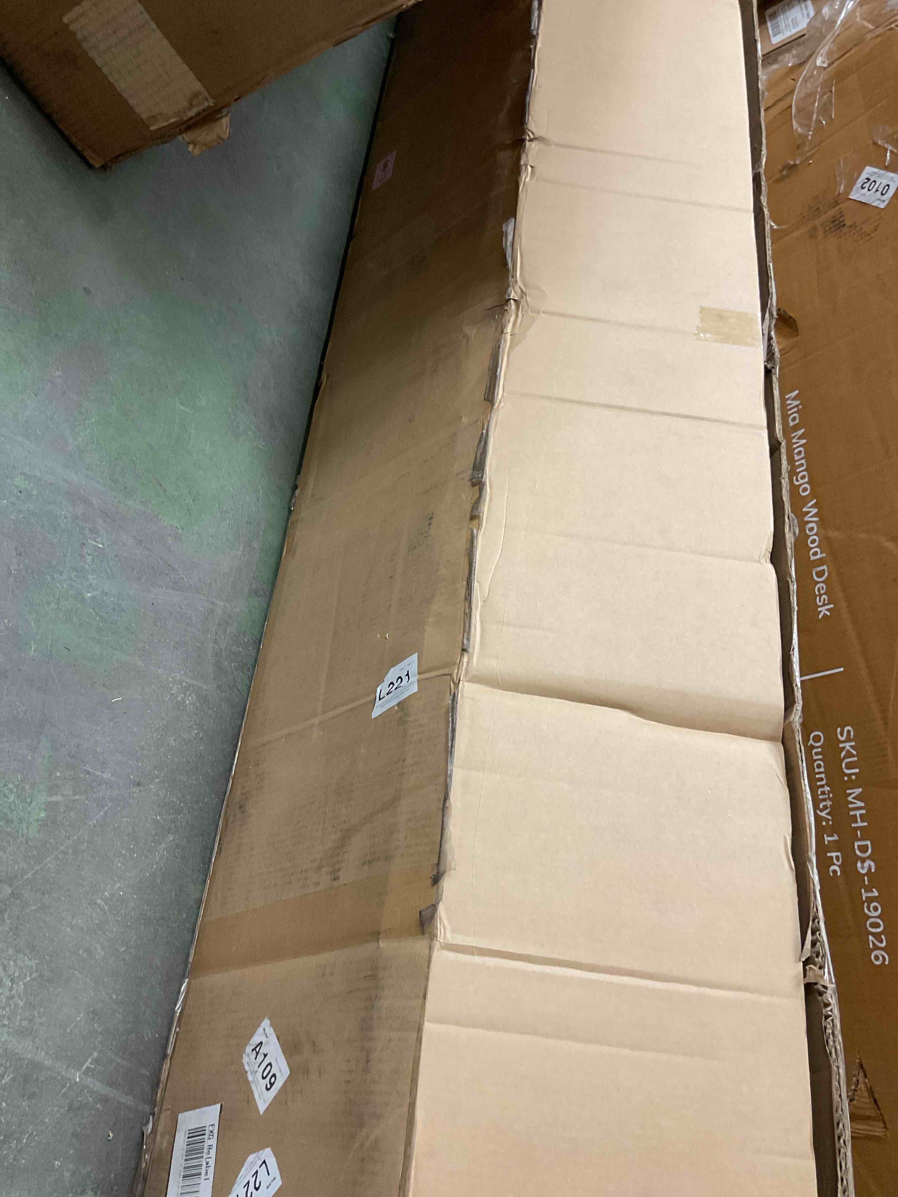 https://s3.amazonaws.com/lotting-images-prod/EmanualPiazza/BRN3709252_1758145519191.jpeg
