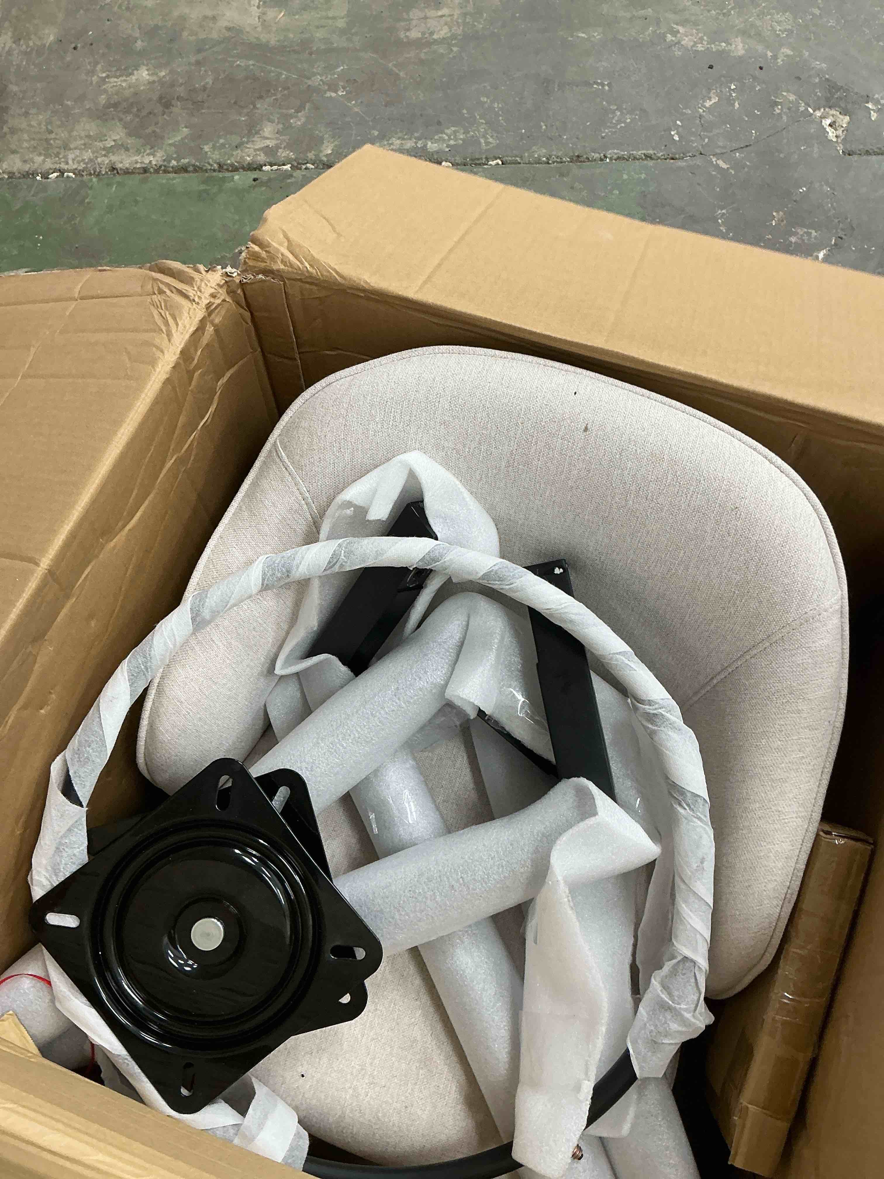 https://s3.amazonaws.com/lotting-images-prod/EmanualPiazza/BRN3709257_1758143610801.jpeg