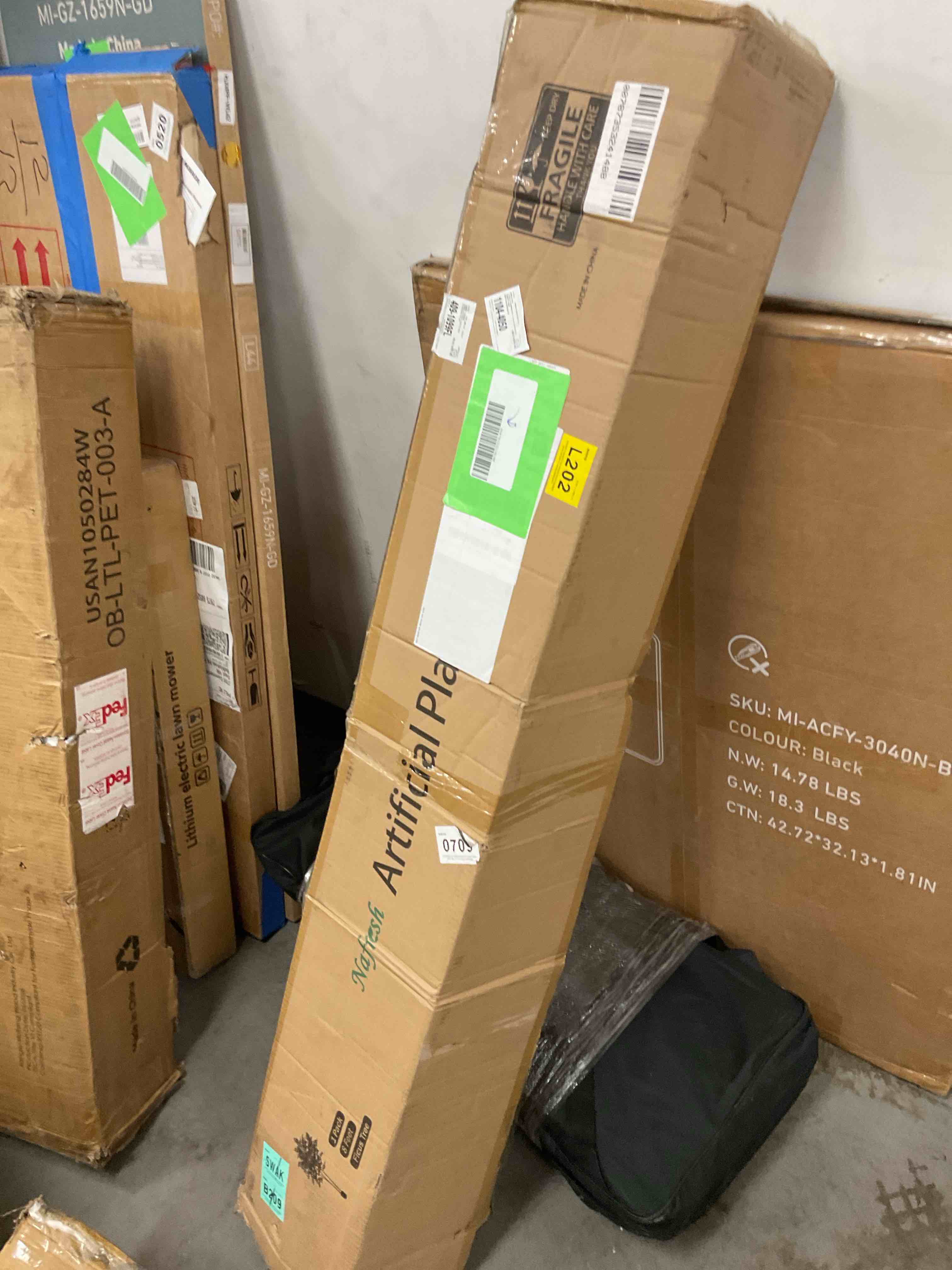 https://s3.amazonaws.com/lotting-images-prod/EmanualPiazza/BRN3709426_1758569005656.jpeg