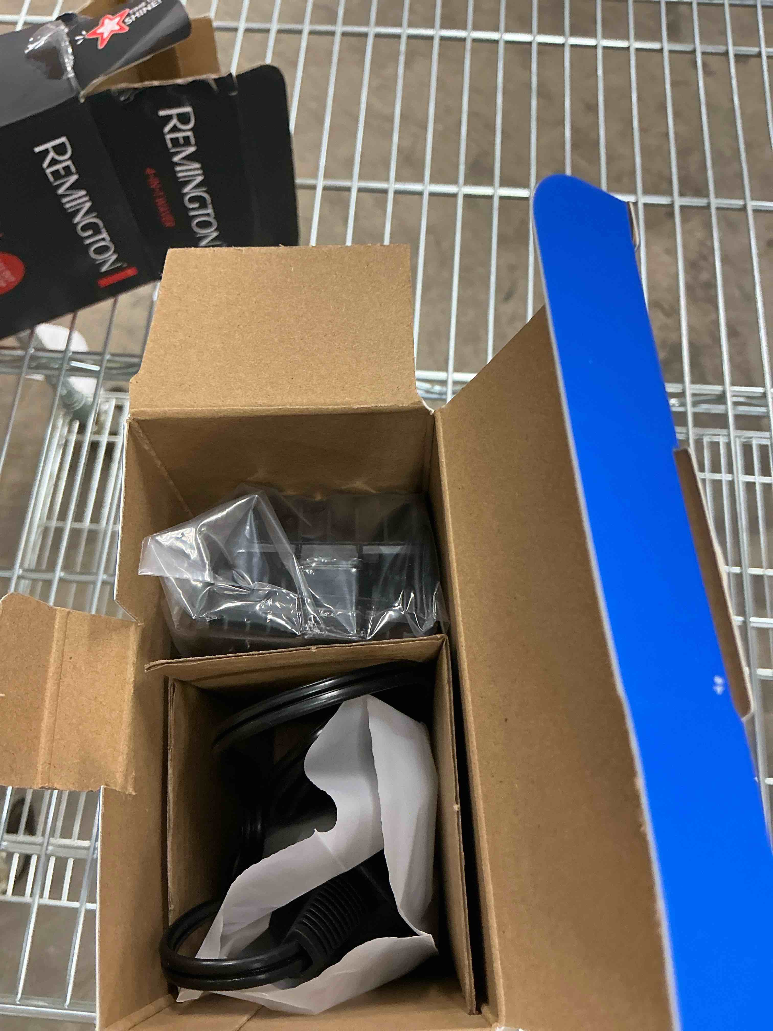 https://s3.amazonaws.com/lotting-images-prod/EmanualPiazza/BRN3709510_1758653317259.jpeg