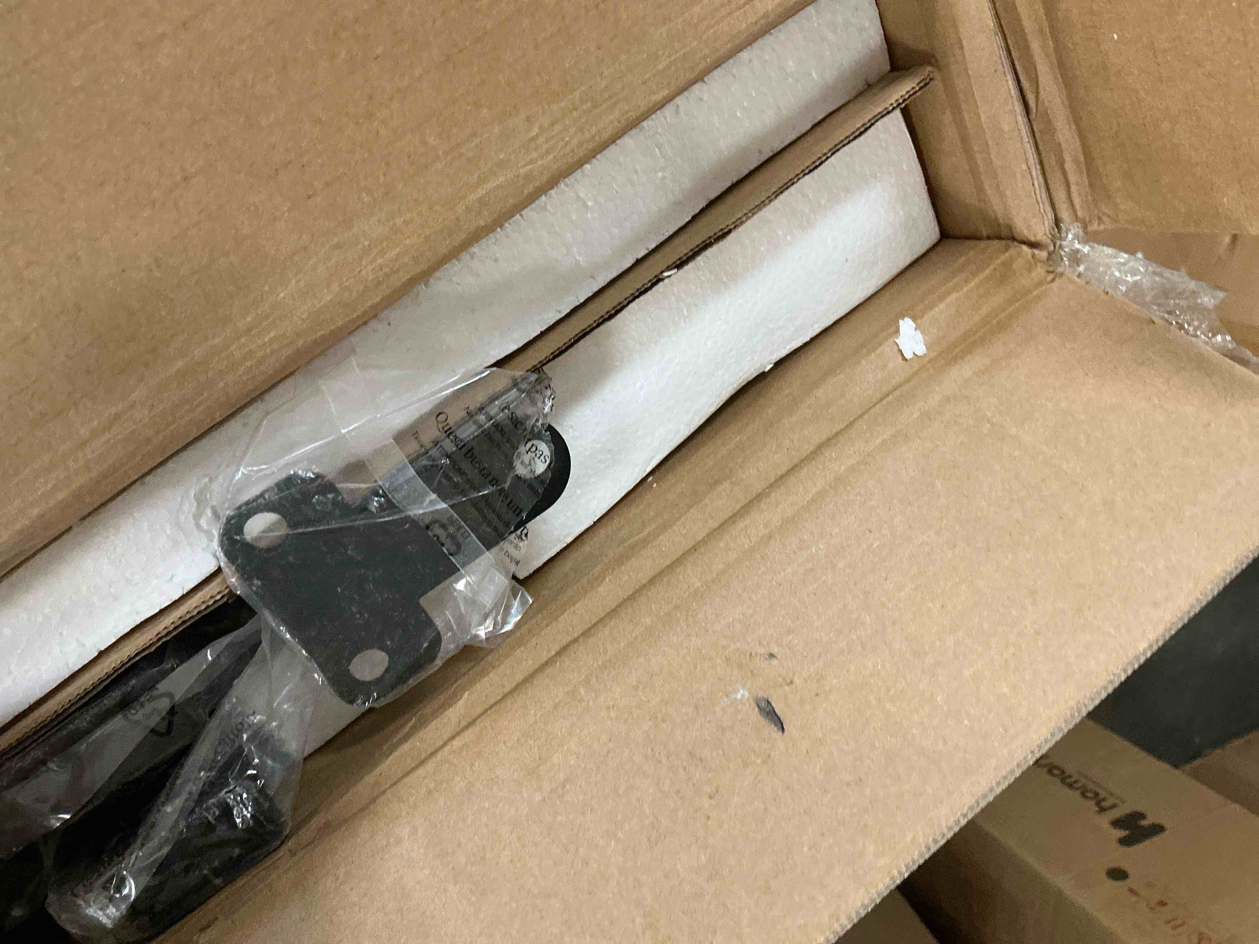 https://s3.amazonaws.com/lotting-images-prod/EmanualPiazza/BRN3709574_1758810111405.jpeg