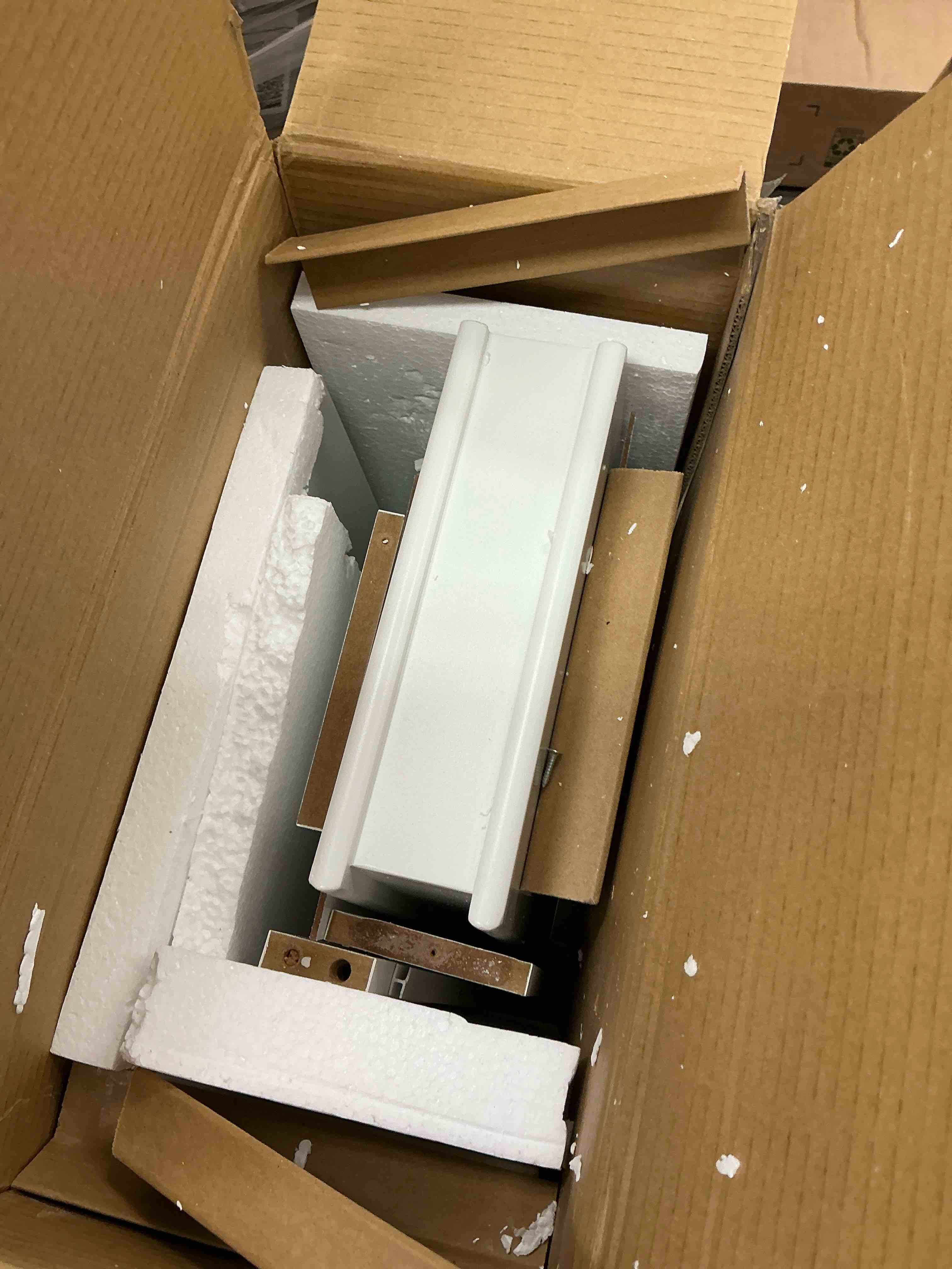 https://s3.amazonaws.com/lotting-images-prod/EmanualPiazza/BRN3709651_1758912642928.jpeg