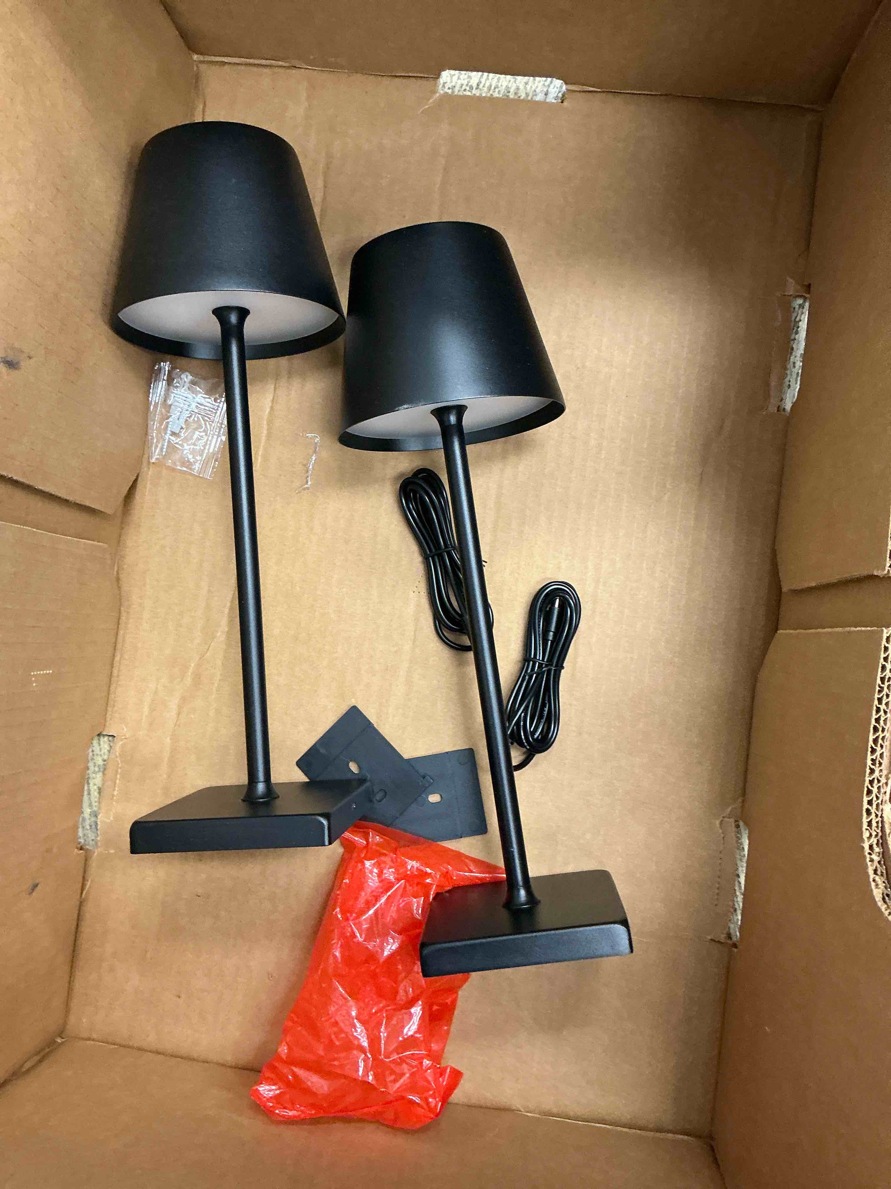 https://s3.amazonaws.com/lotting-images-prod/EmanualPiazza/BRN3709729_1759238676984.jpeg