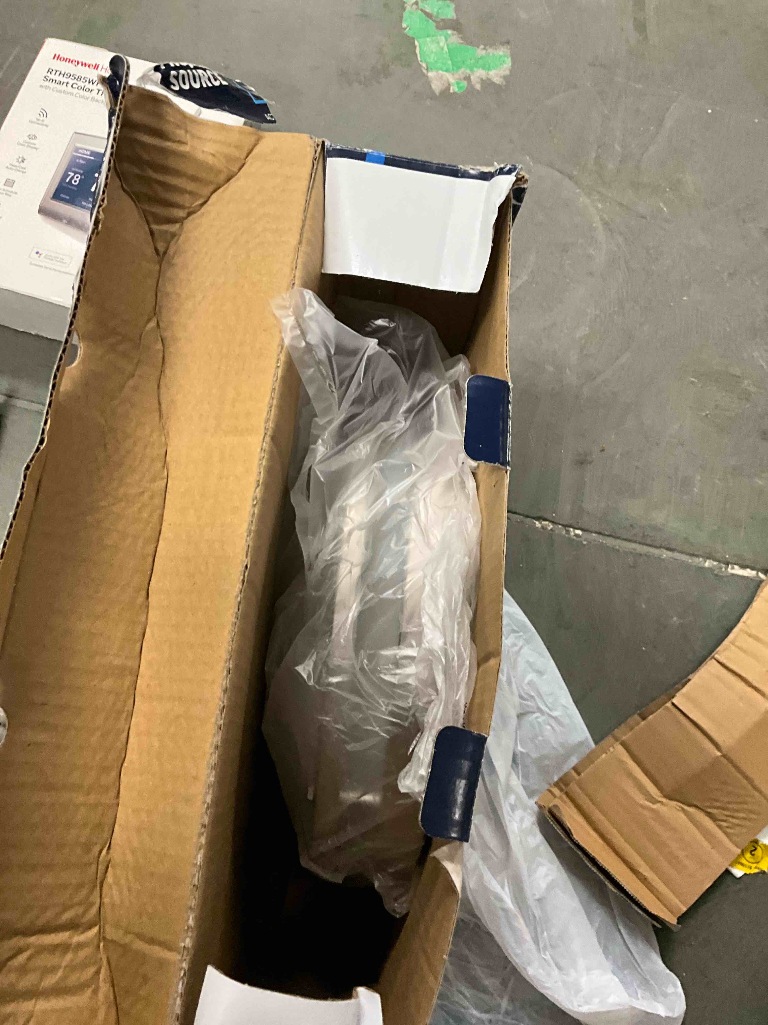 https://s3.amazonaws.com/lotting-images-prod/EmanualPiazza/BRN3709884_1759333722336.jpeg