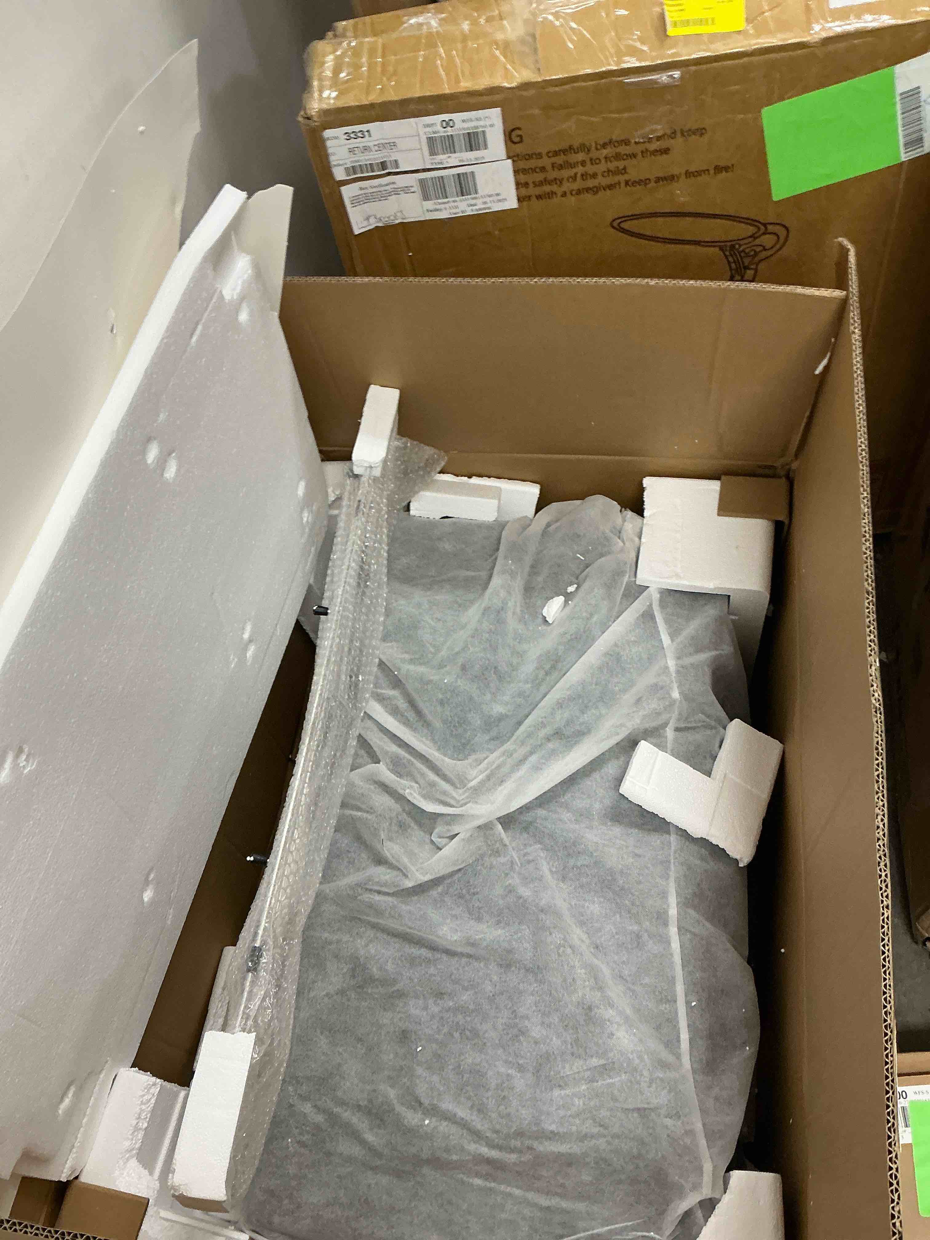 https://s3.amazonaws.com/lotting-images-prod/EmanualPiazza/BRN3710126_1760129772572.jpeg