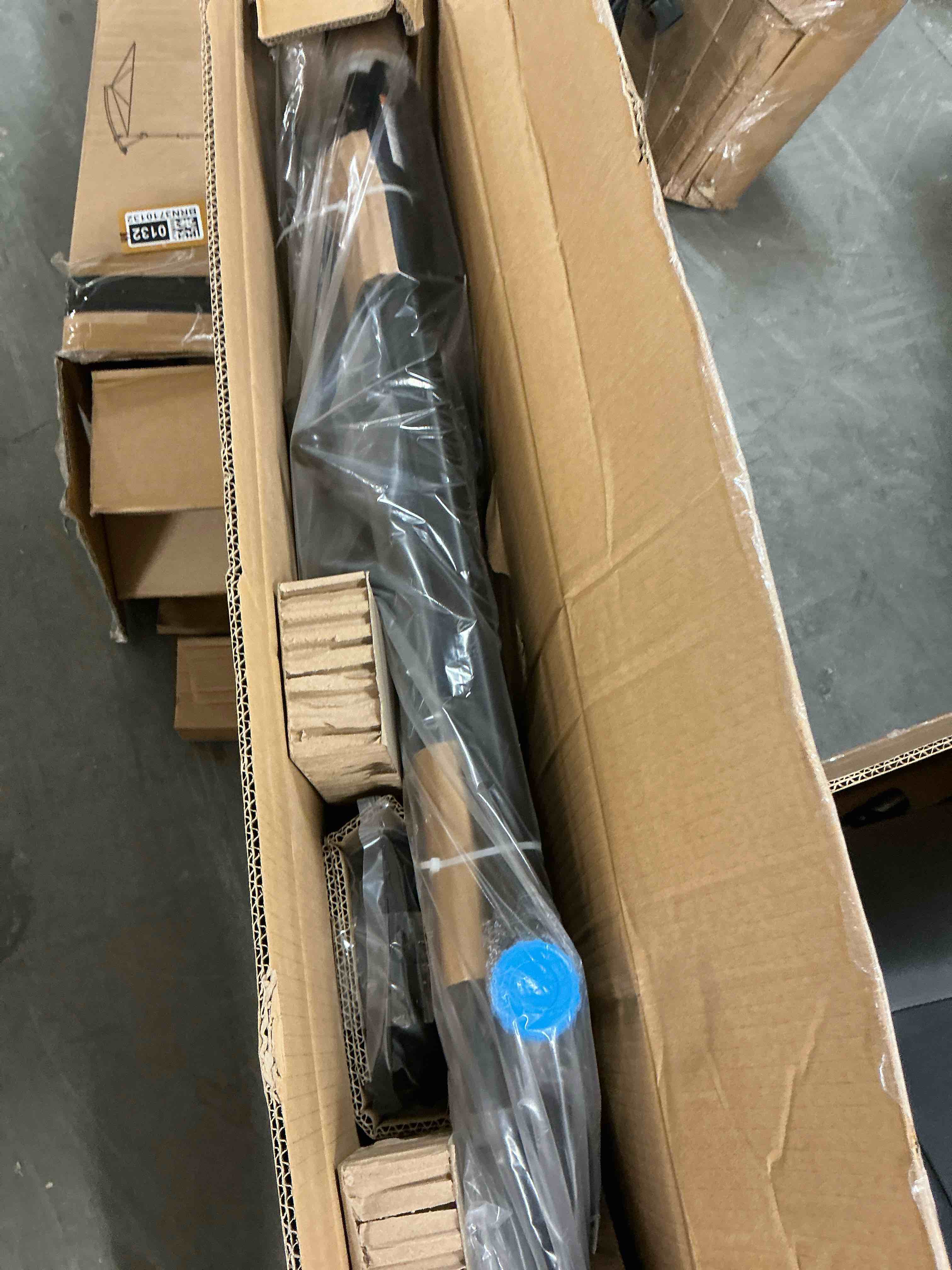https://s3.amazonaws.com/lotting-images-prod/EmanualPiazza/BRN3710129_1760129363455.jpeg