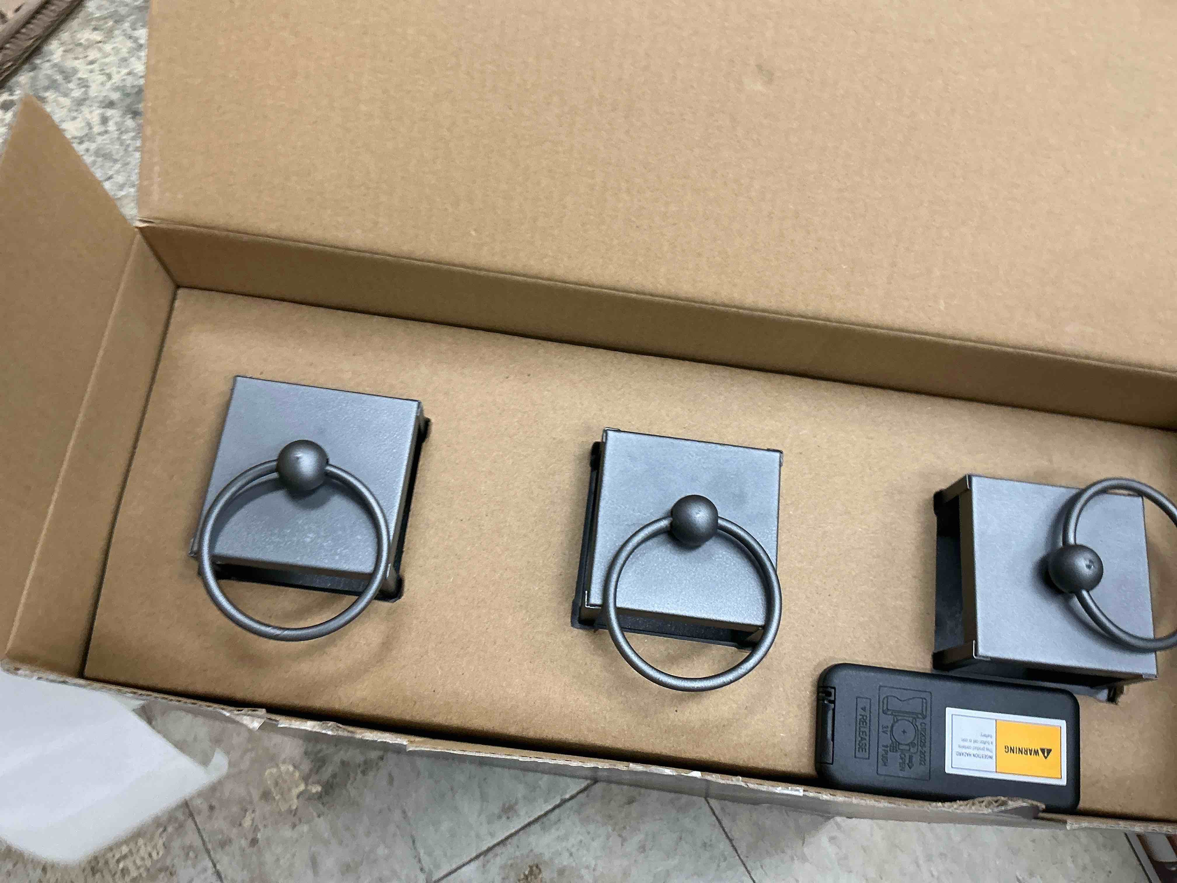 https://s3.amazonaws.com/lotting-images-prod/EmanualPiazza/BRN3710388_1760464392965.jpeg