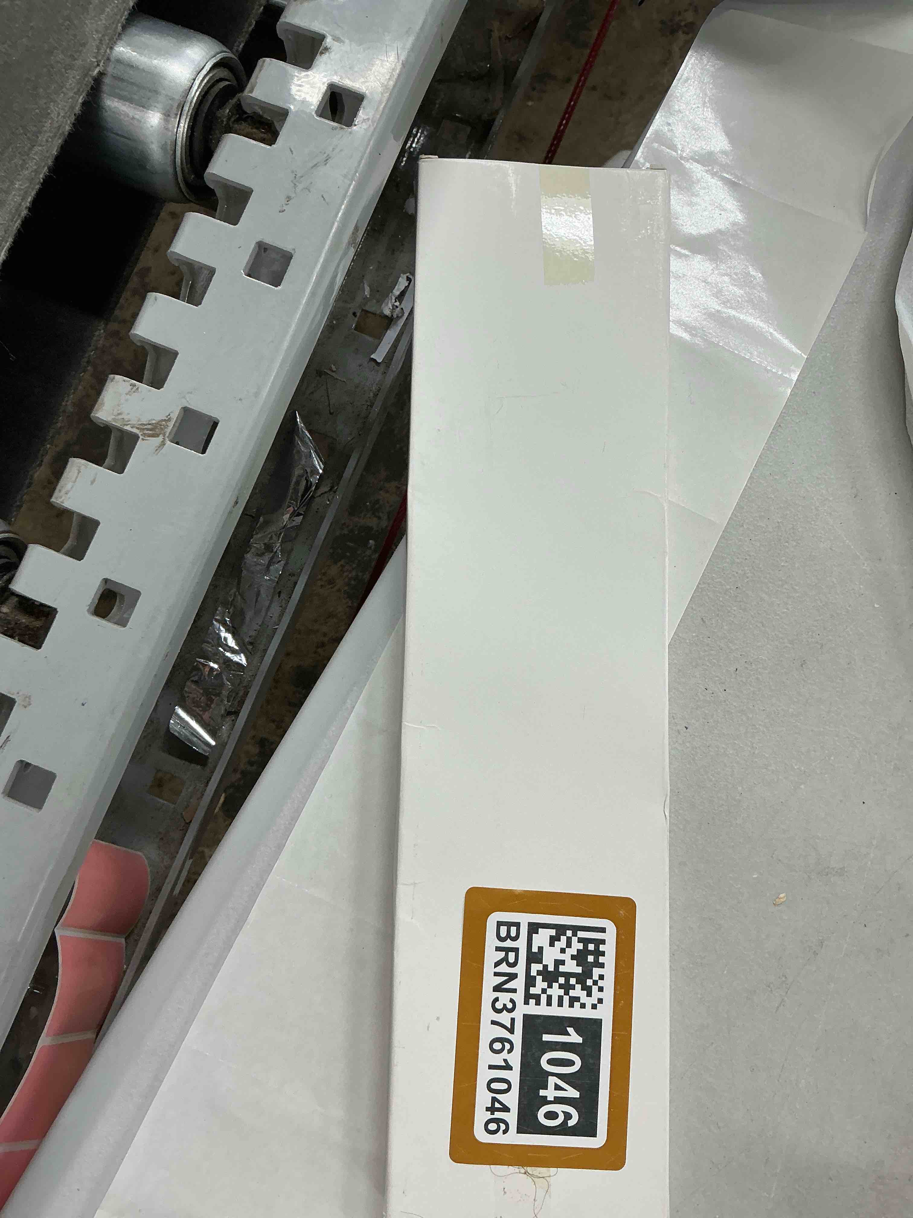 Condition photo showing Good Condition for painter's trim guard 12 inch paint shield, edge painting tool for walls, professional paint edger tool for precise trimming(yellow)