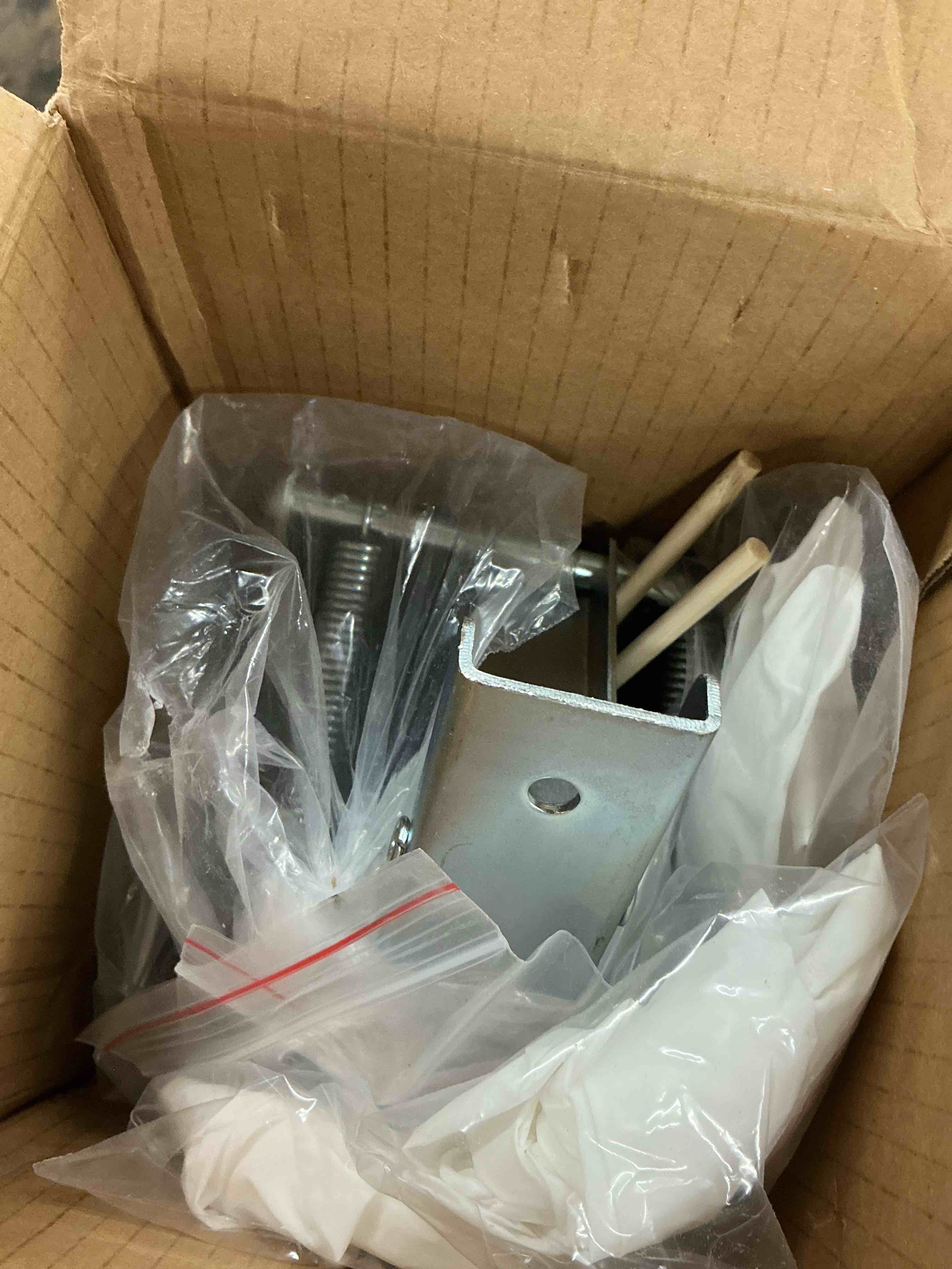 https://s3.amazonaws.com/lotting-images-prod/EmanualPiazza/BRN3761419_1779810036941.jpeg