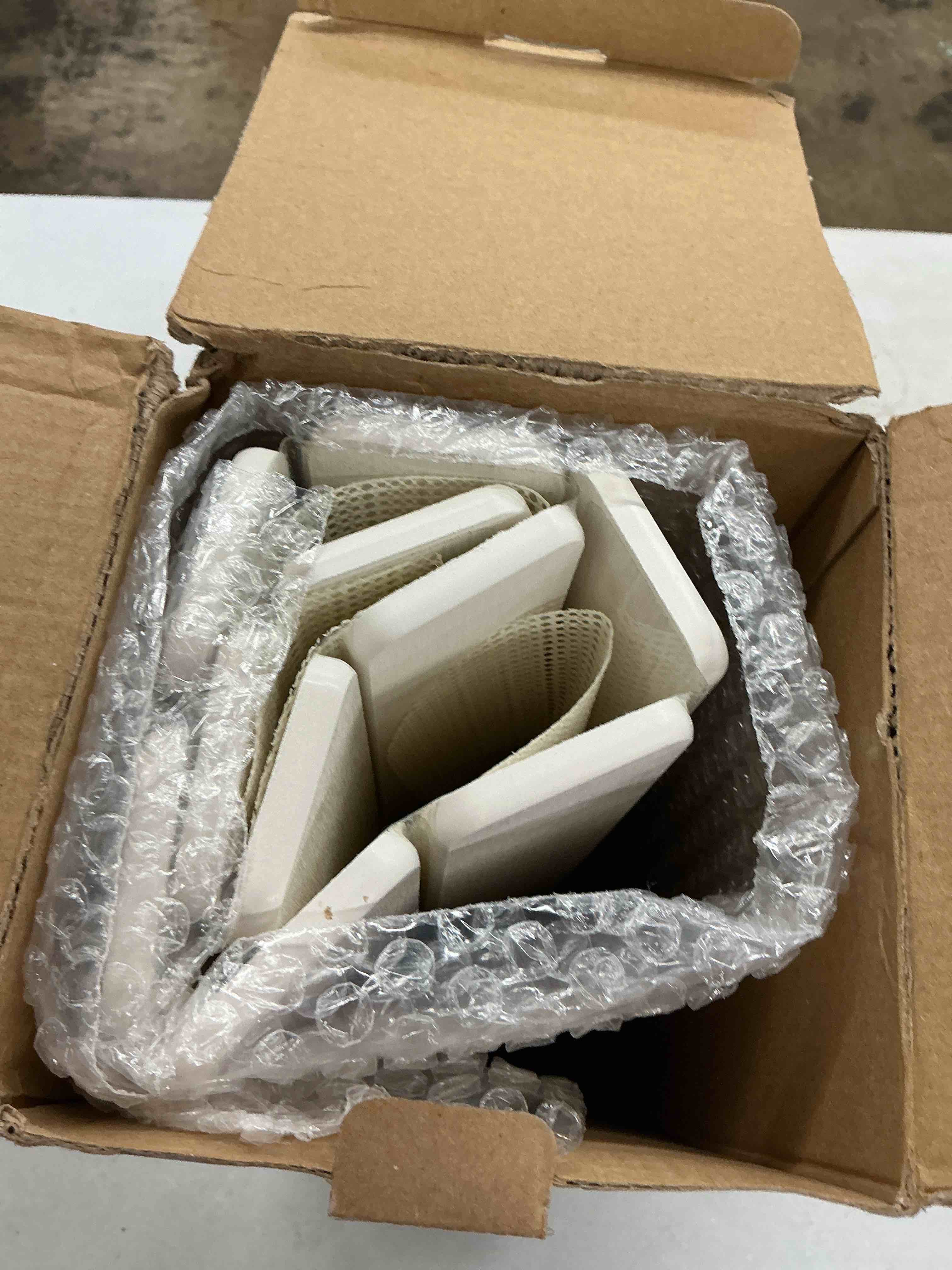 https://s3.amazonaws.com/lotting-images-prod/EmanualPiazza/BRN3761445_1779807675989.jpeg