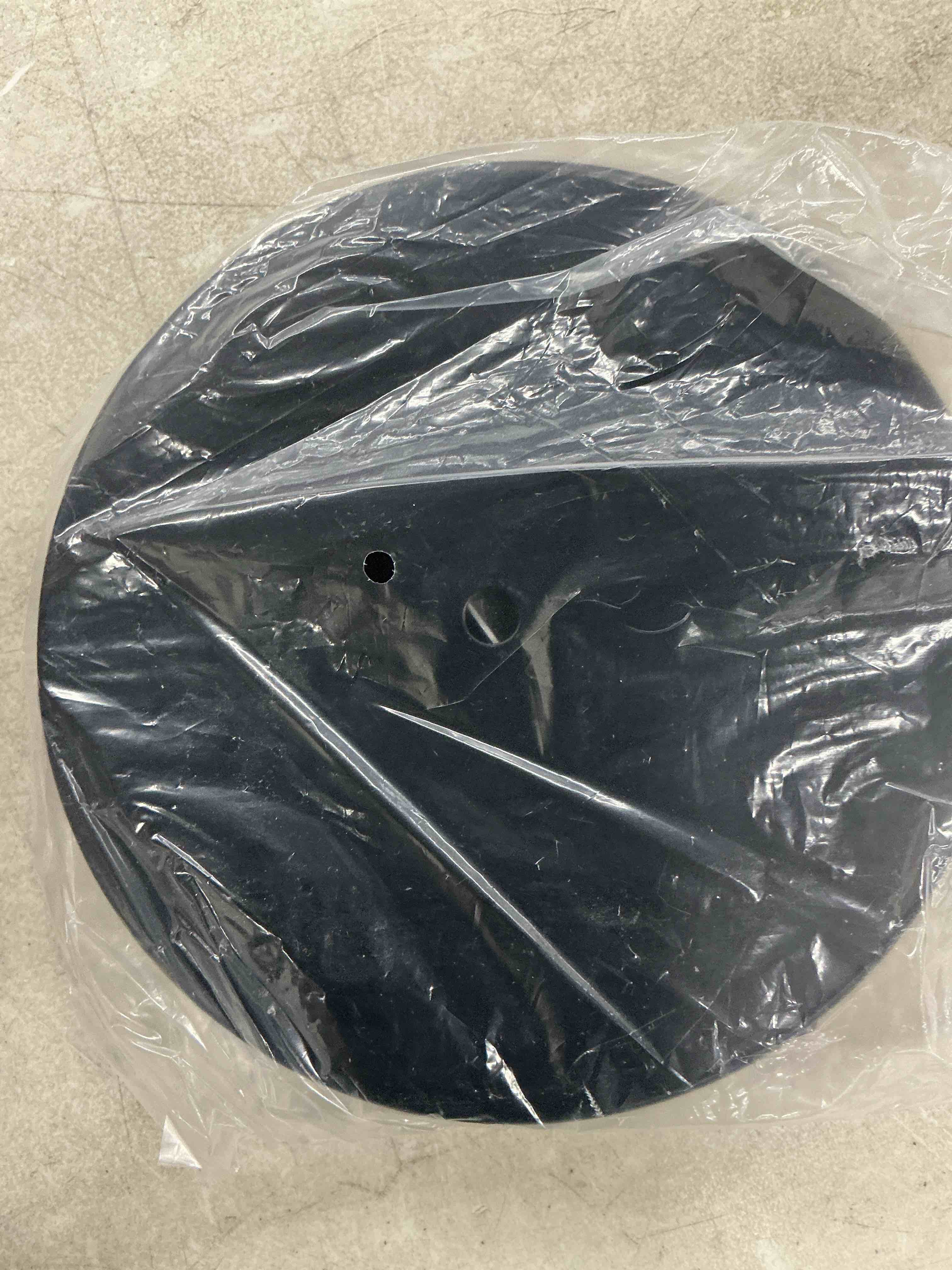 Condition photo showing Good Condition for arturesthome 7" modern rewind ceiling canopy kit,black single hole ceiling plate for pendant lights or chandelier fixture 7.08 inch black