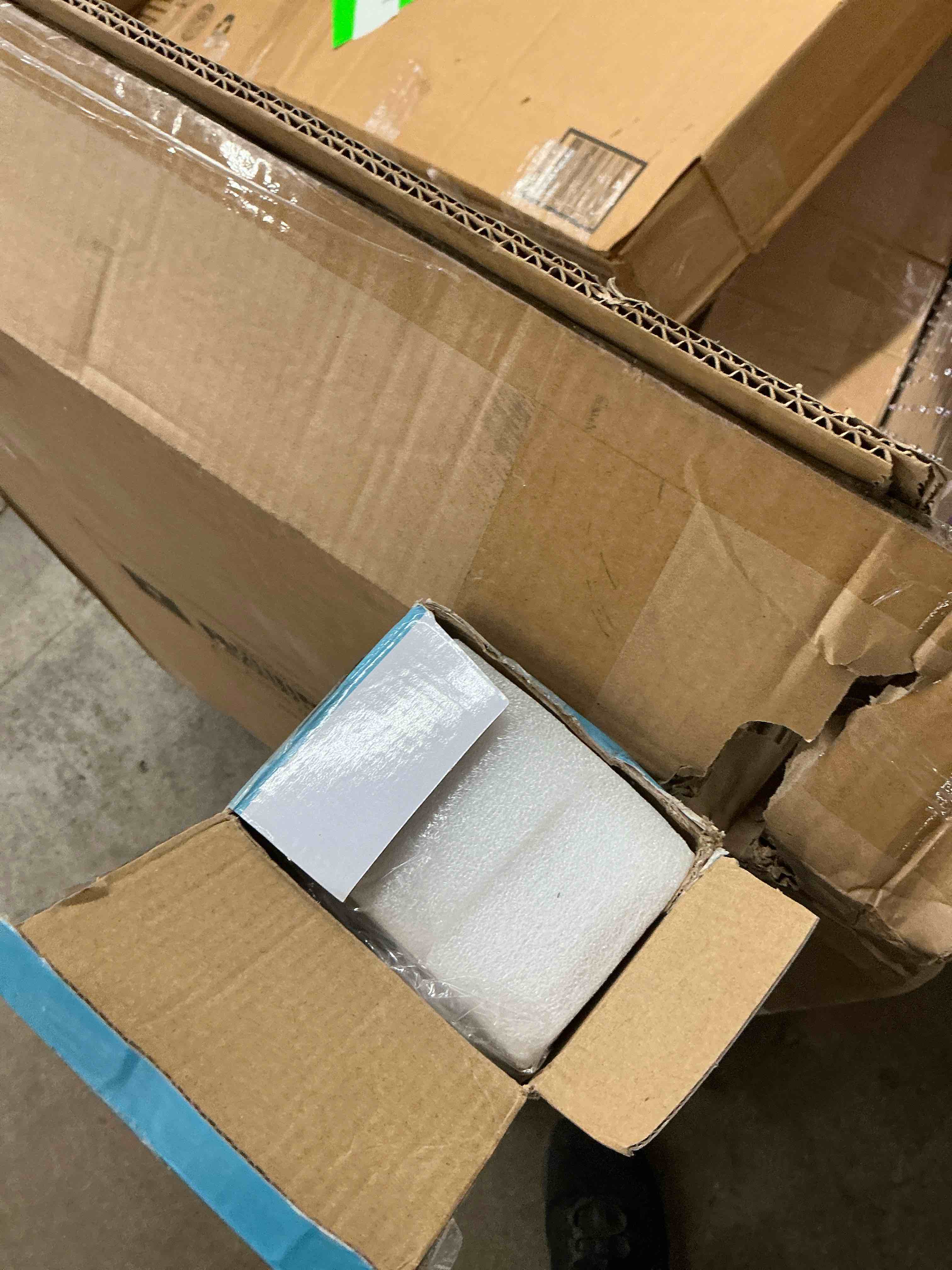 https://s3.amazonaws.com/lotting-images-prod/EmanualPiazza/BRN3766008_1776711264691.jpeg