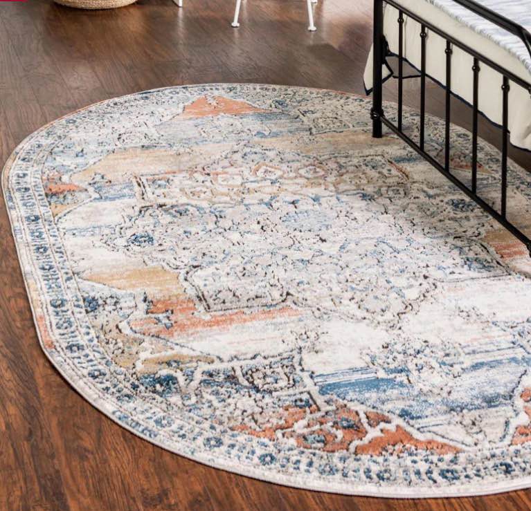 Weingartner Indoor Rug