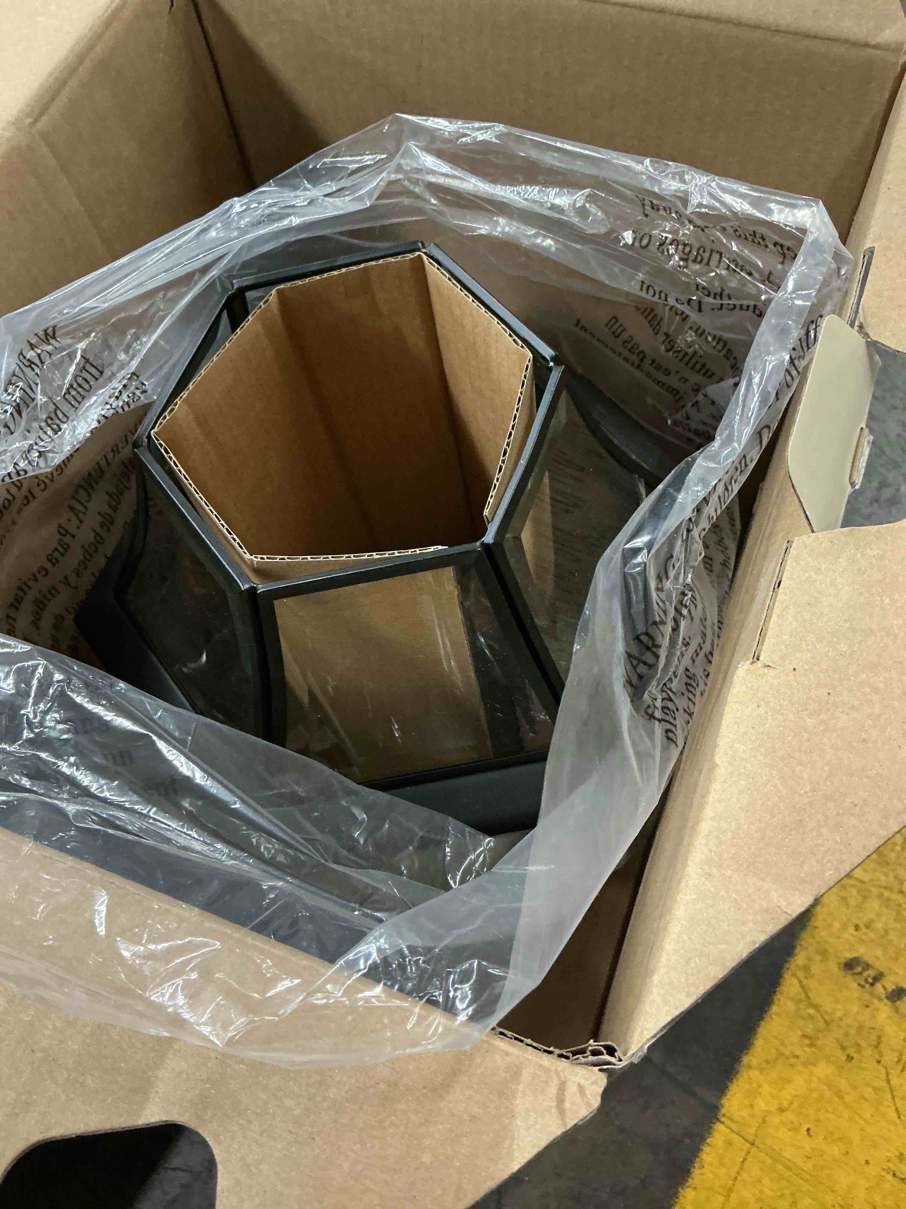 https://s3.amazonaws.com/lotting-images-prod/EmanualPiazza/BRN3766326_1779828606448.jpeg