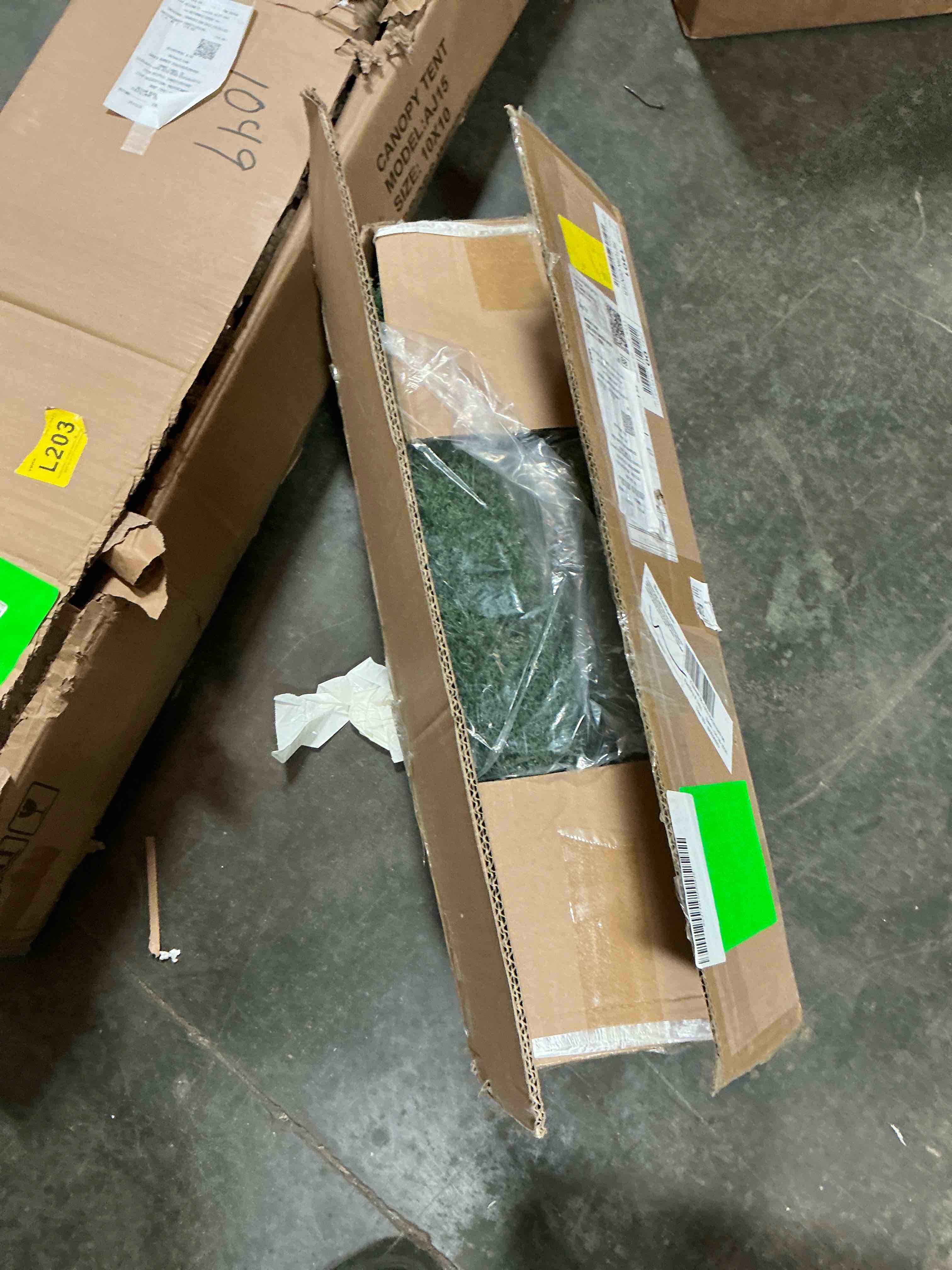 https://s3.amazonaws.com/lotting-images-prod/EmanualPiazza/BRN3766847_1780607602333.jpeg