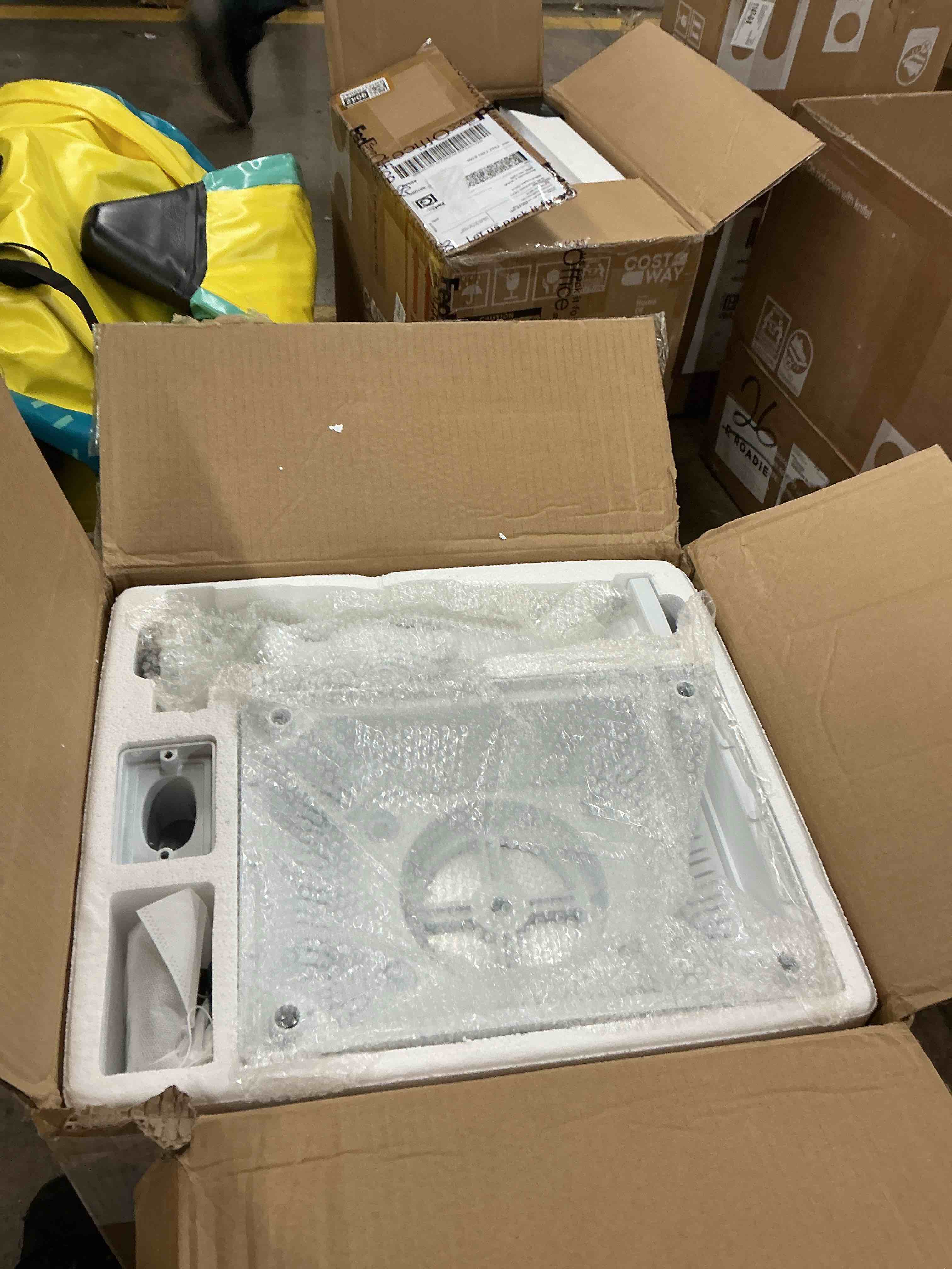 https://s3.amazonaws.com/lotting-images-prod/EmanualPiazza/BRN3769036_1778166235247.jpeg