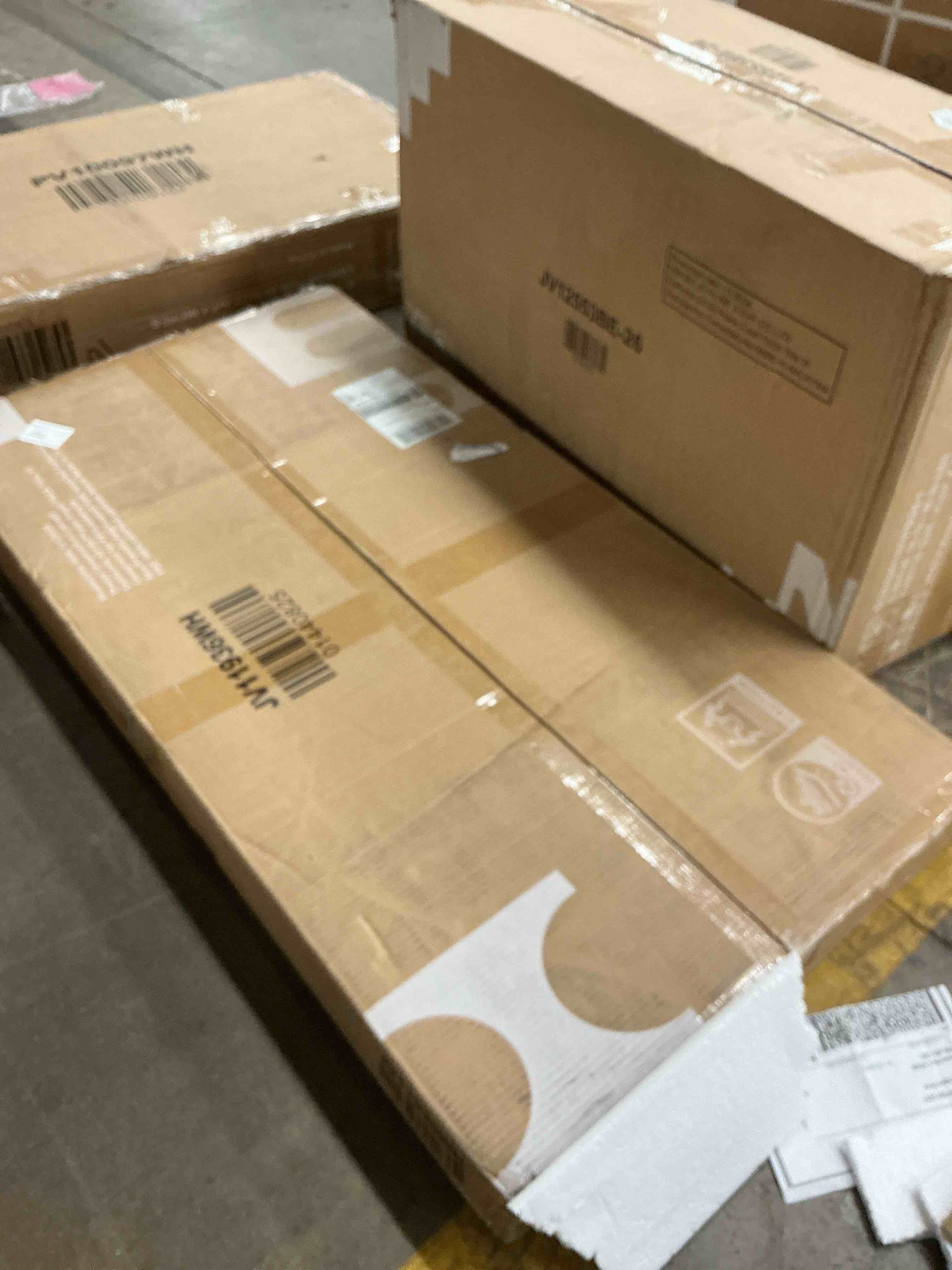 https://s3.amazonaws.com/lotting-images-prod/EmanualPiazza/BRN3769054_1778162269462.jpeg